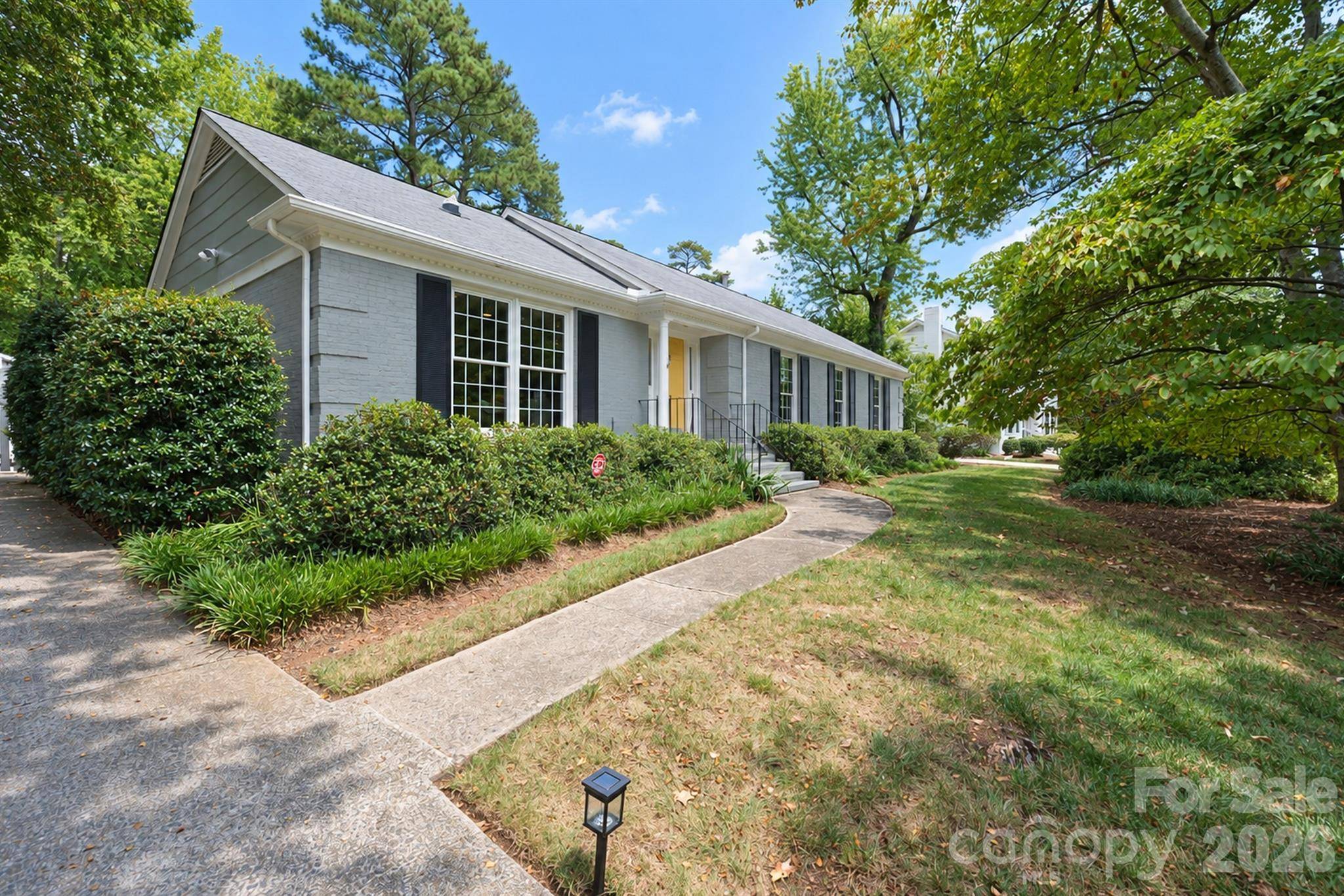 6009 Bismark PL, Charlotte, NC 28211
