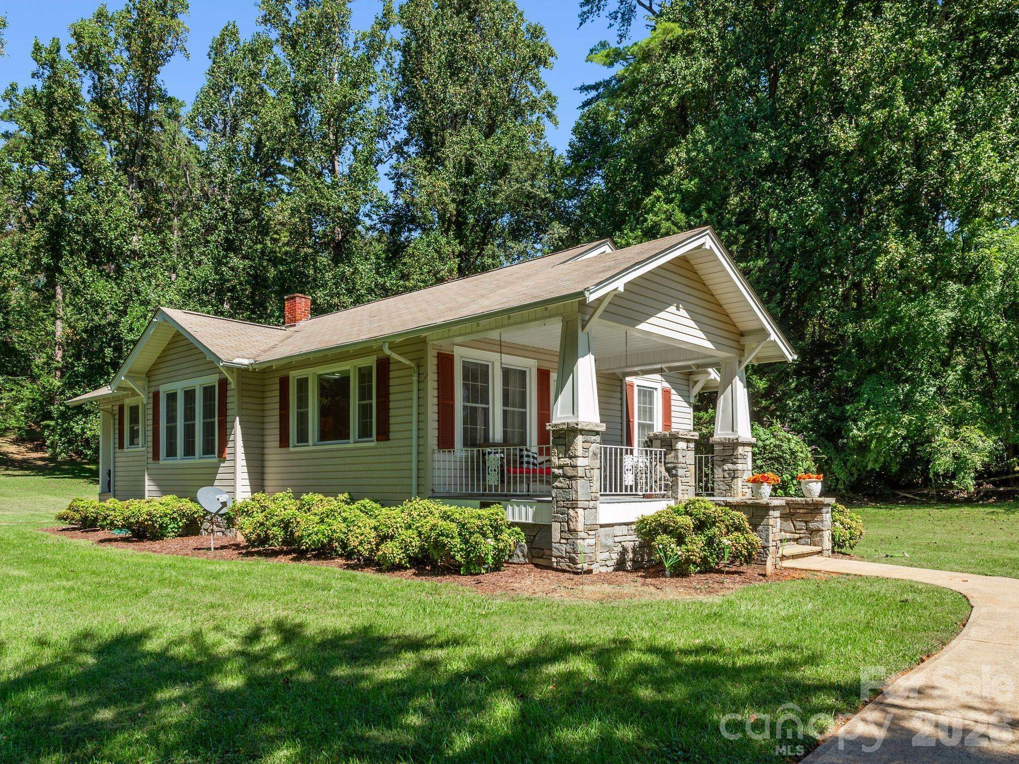 1308 Charlotte HWY, Fairview, NC 28730