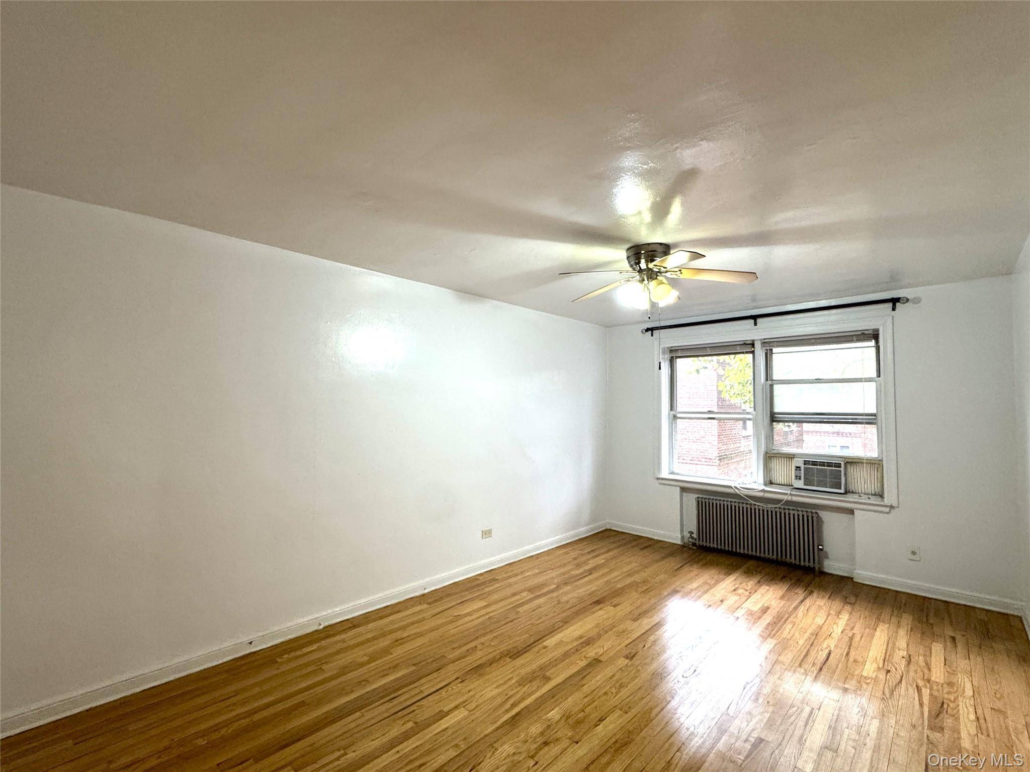 141-35 79th AVE #2M, Kew Garden Hills, NY 11367