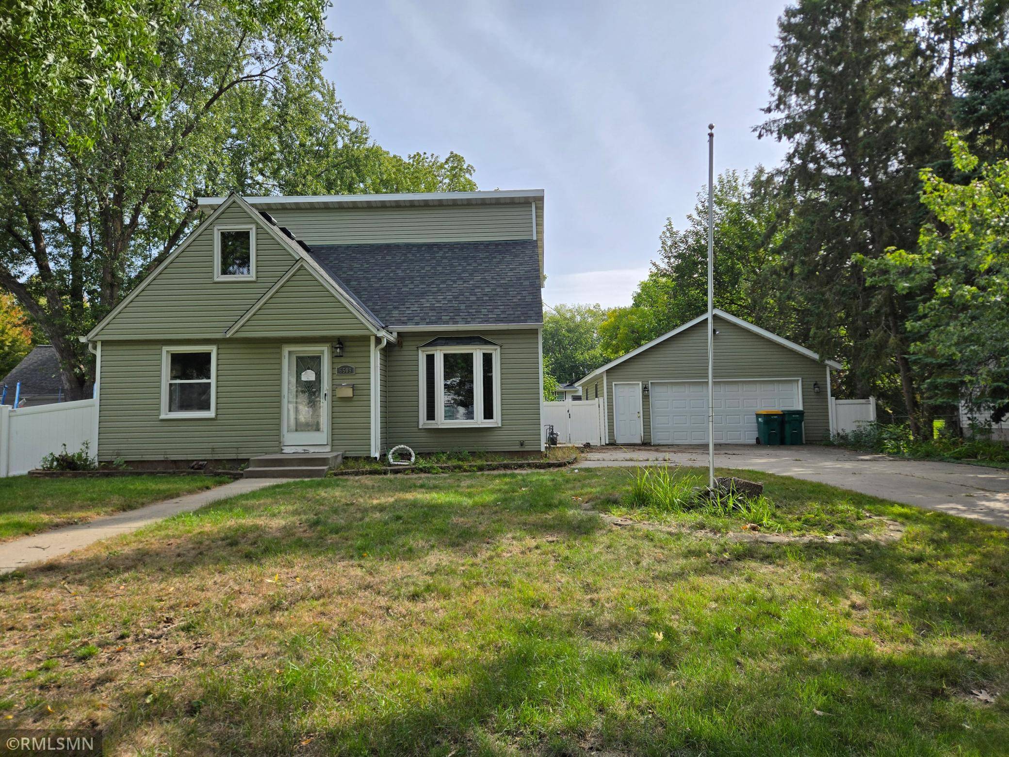 6509 2nd AVE S, Richfield, MN 55423