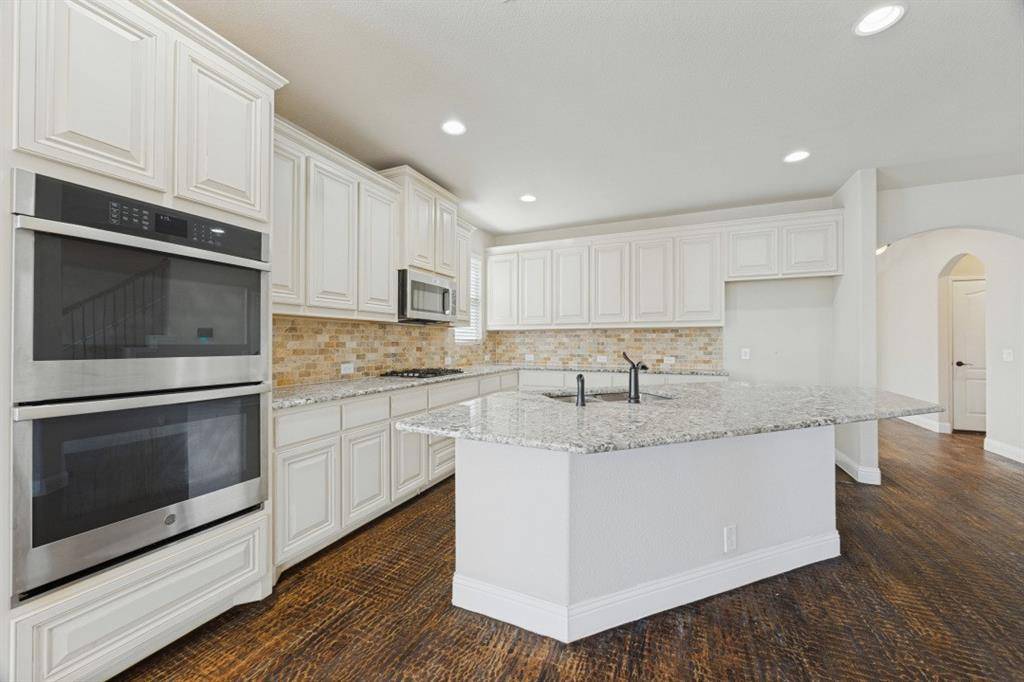 4713 Camp Verde Circle, Sherman, TX 75092