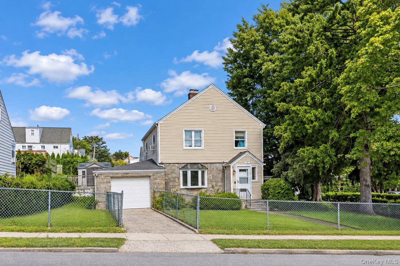 97 Page AVE, Yonkers, NY 10704