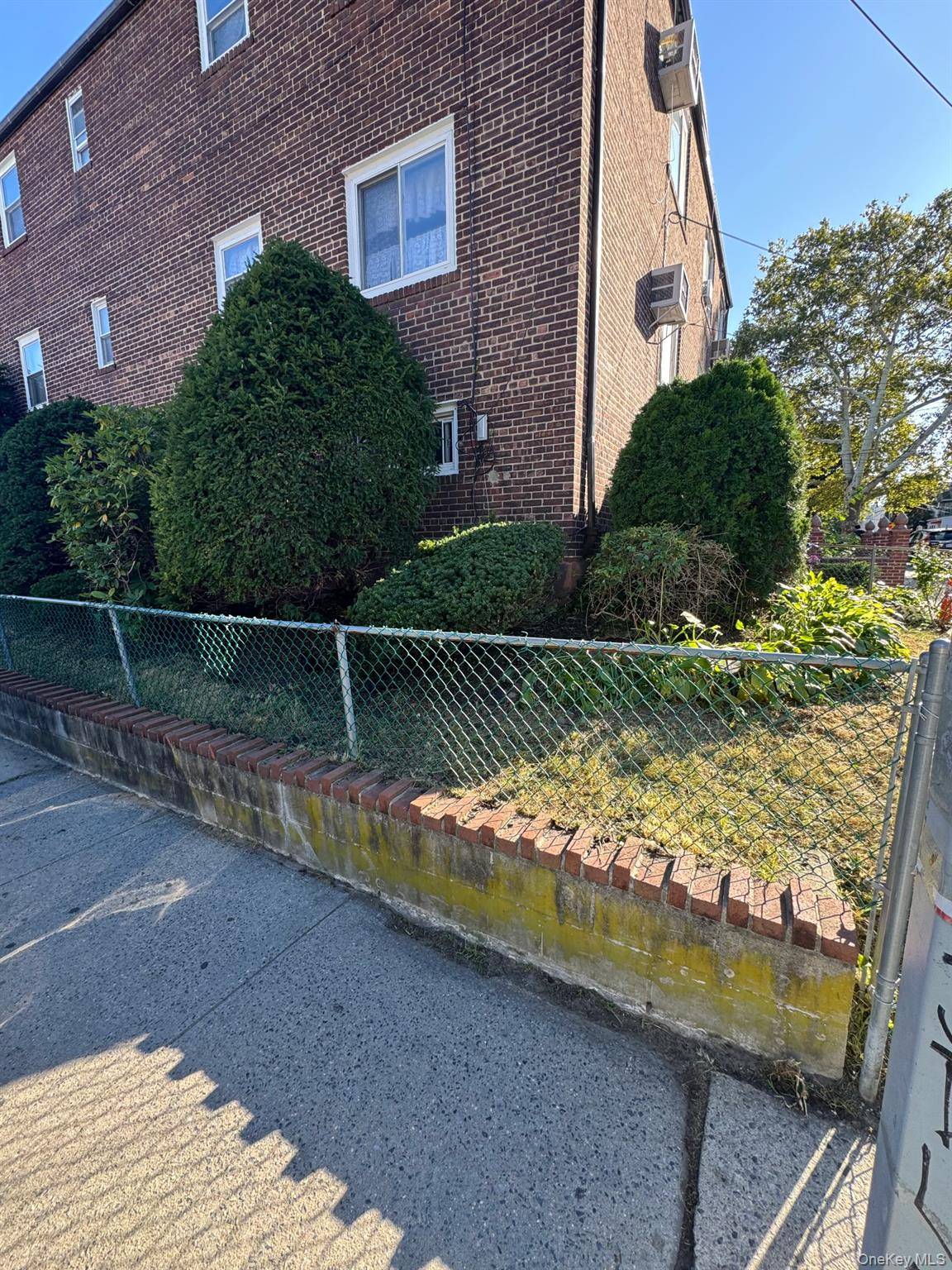 8544 53rd AVE, Elmhurst, NY 11373