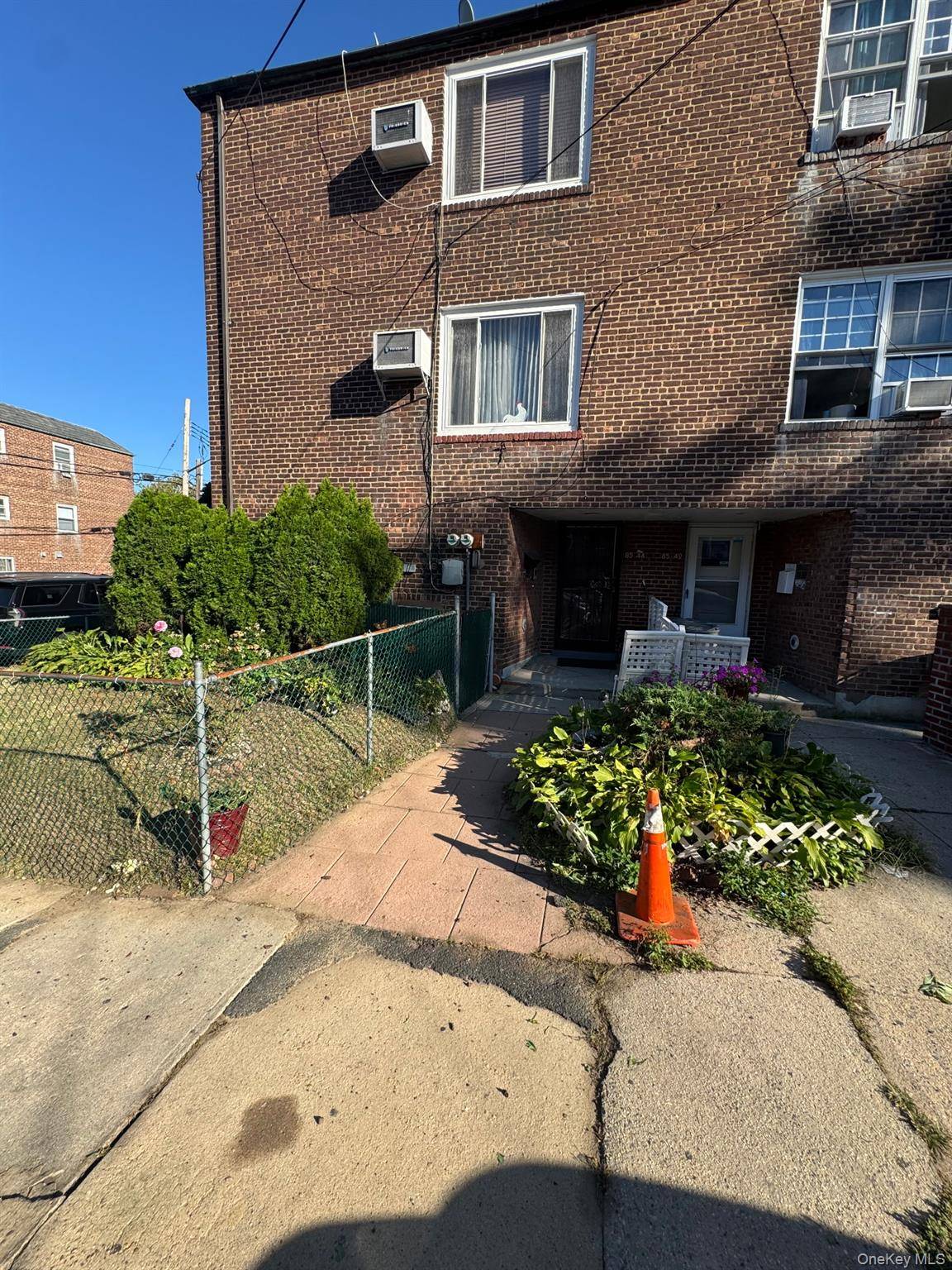 8544 53rd AVE, Elmhurst, NY 11373
