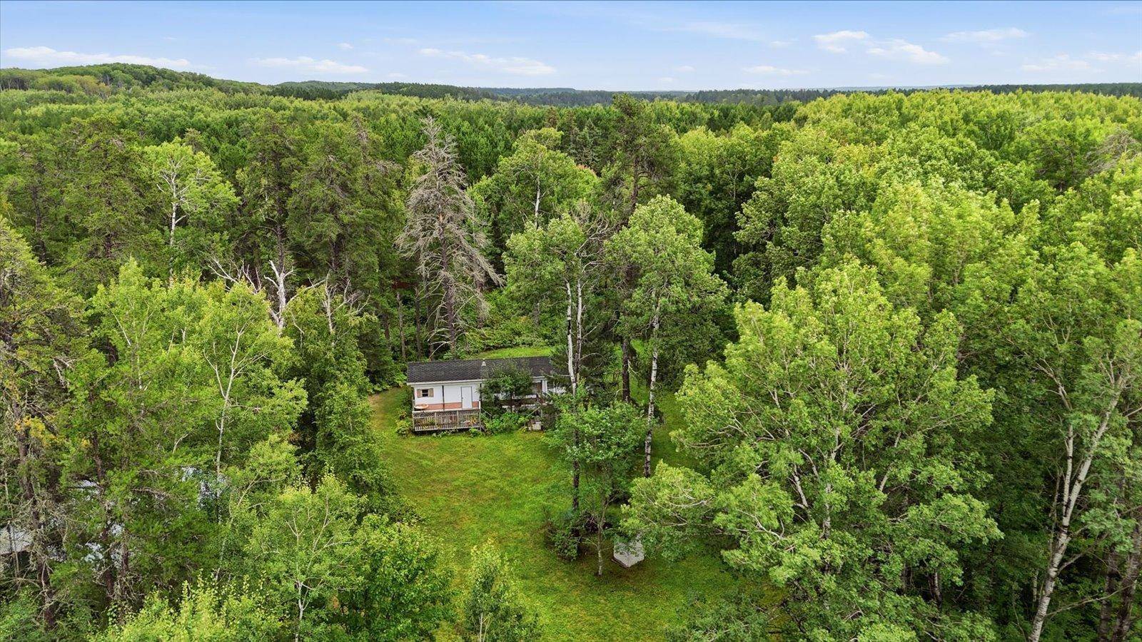 7961 Carpenter RD, Angora, MN 55703