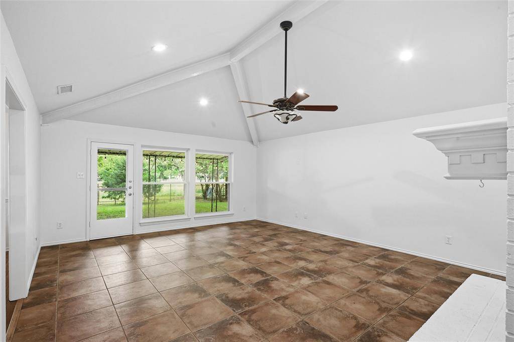 5440 Northcrest Road, Fort Worth, TX 76107