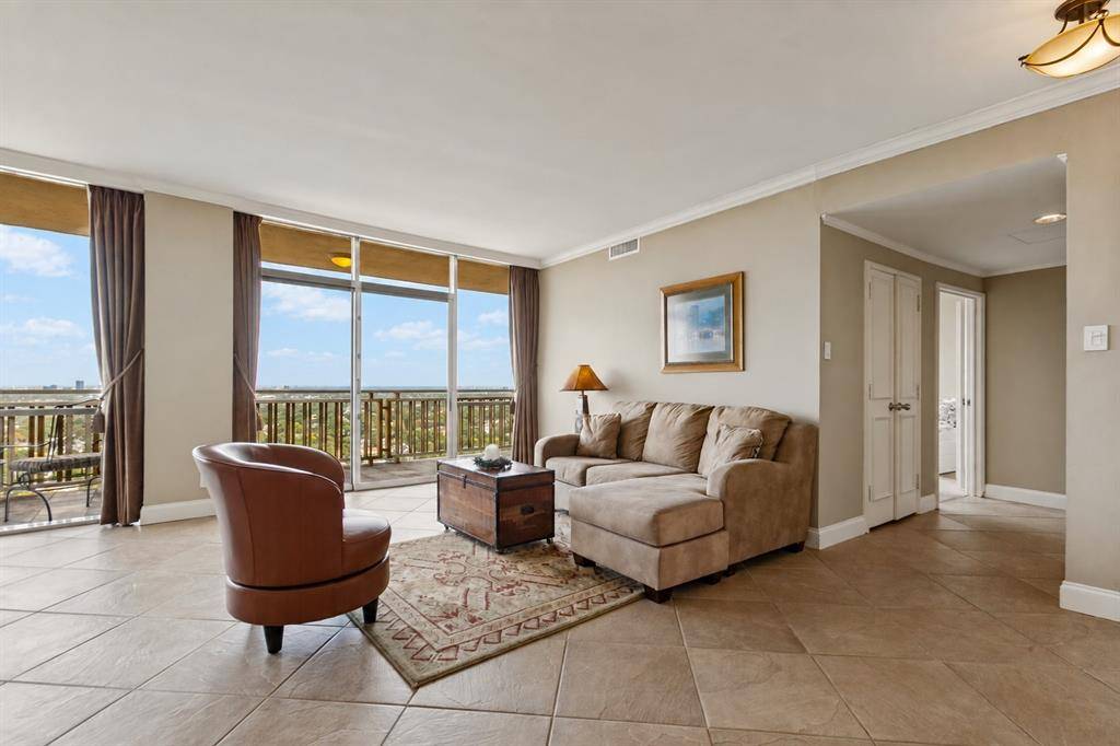 6211 W Northwest Highway #2702, Dallas, TX 75225