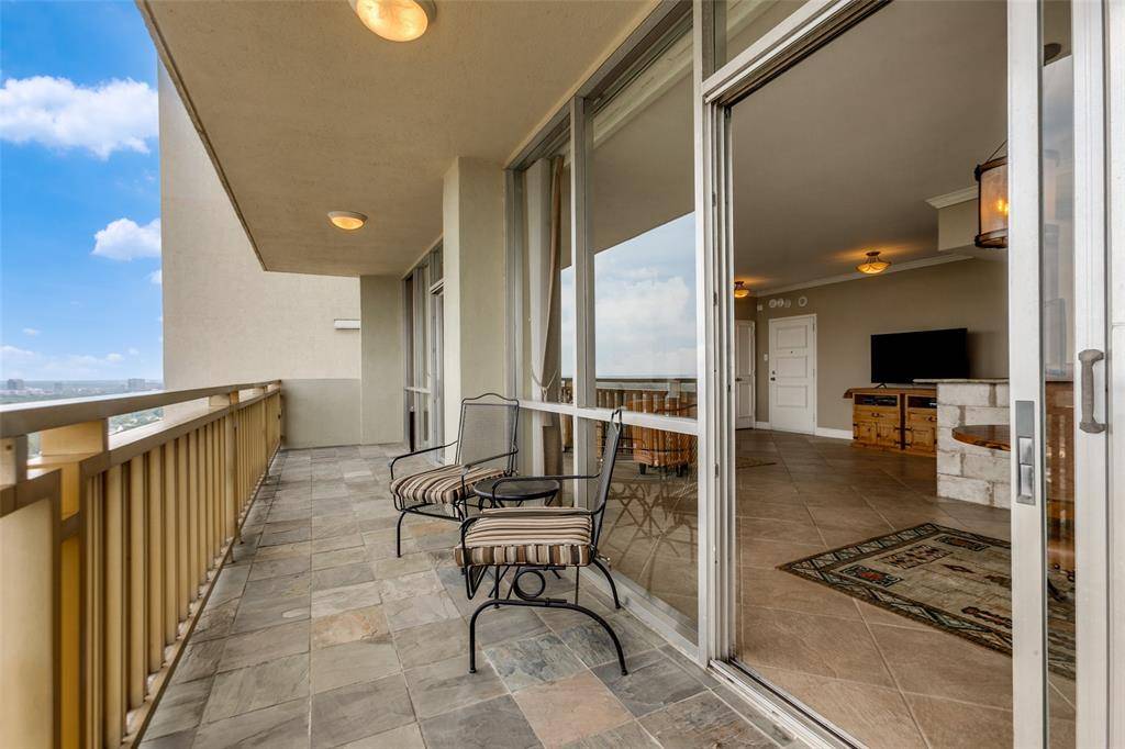 6211 W Northwest Highway #2702, Dallas, TX 75225