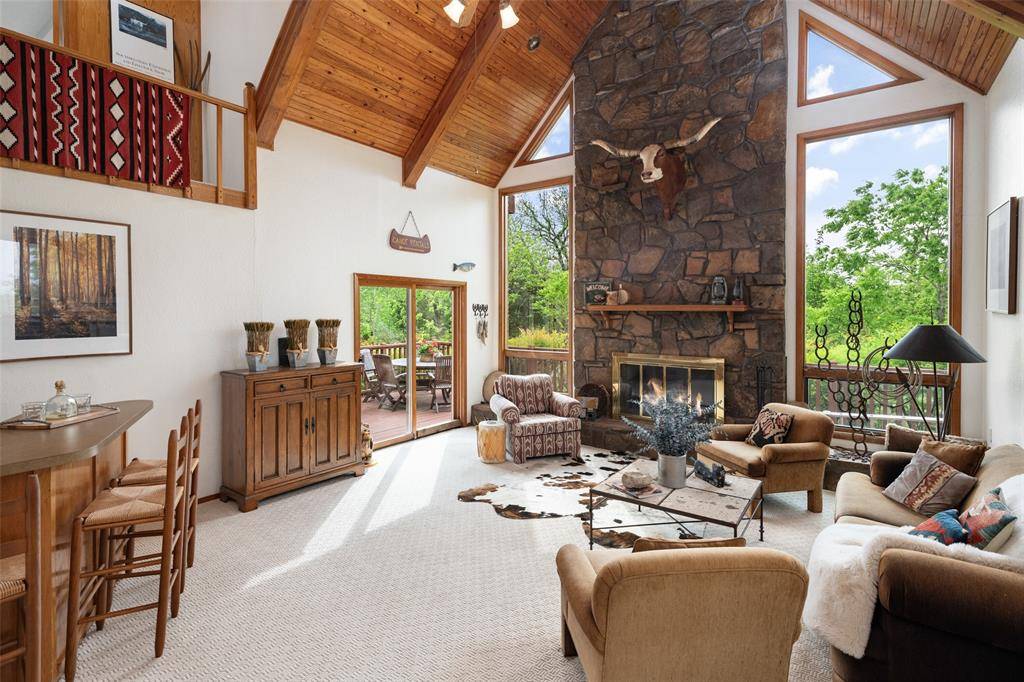 1251 Jim Cannon Road, Van Alstyne, TX 75495