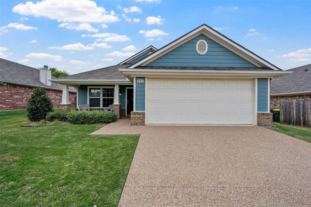 905 Heston Circle, Robinson, TX 76706