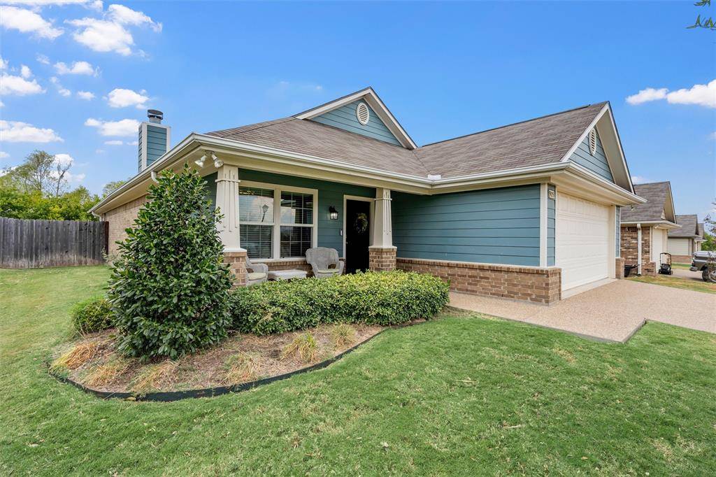 905 Heston Circle, Robinson, TX 76706