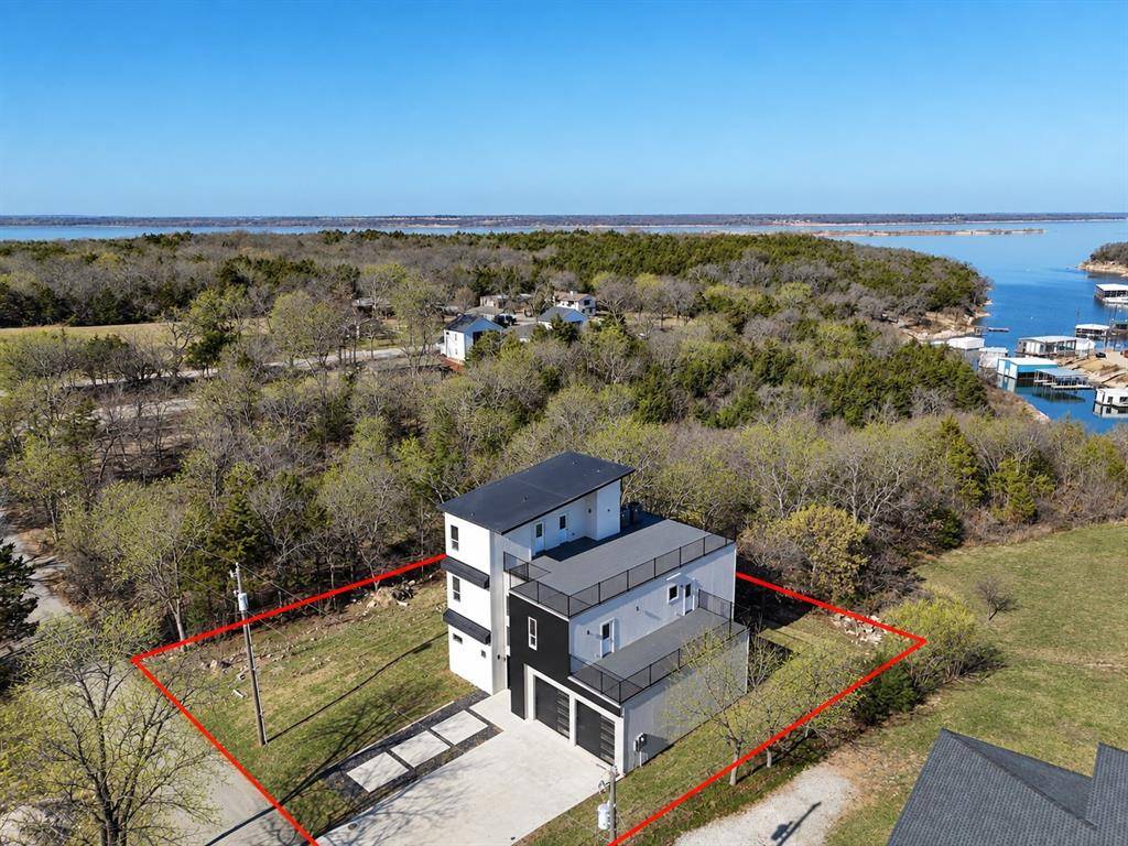320 Bentwood Drive, Pottsboro, TX 75076