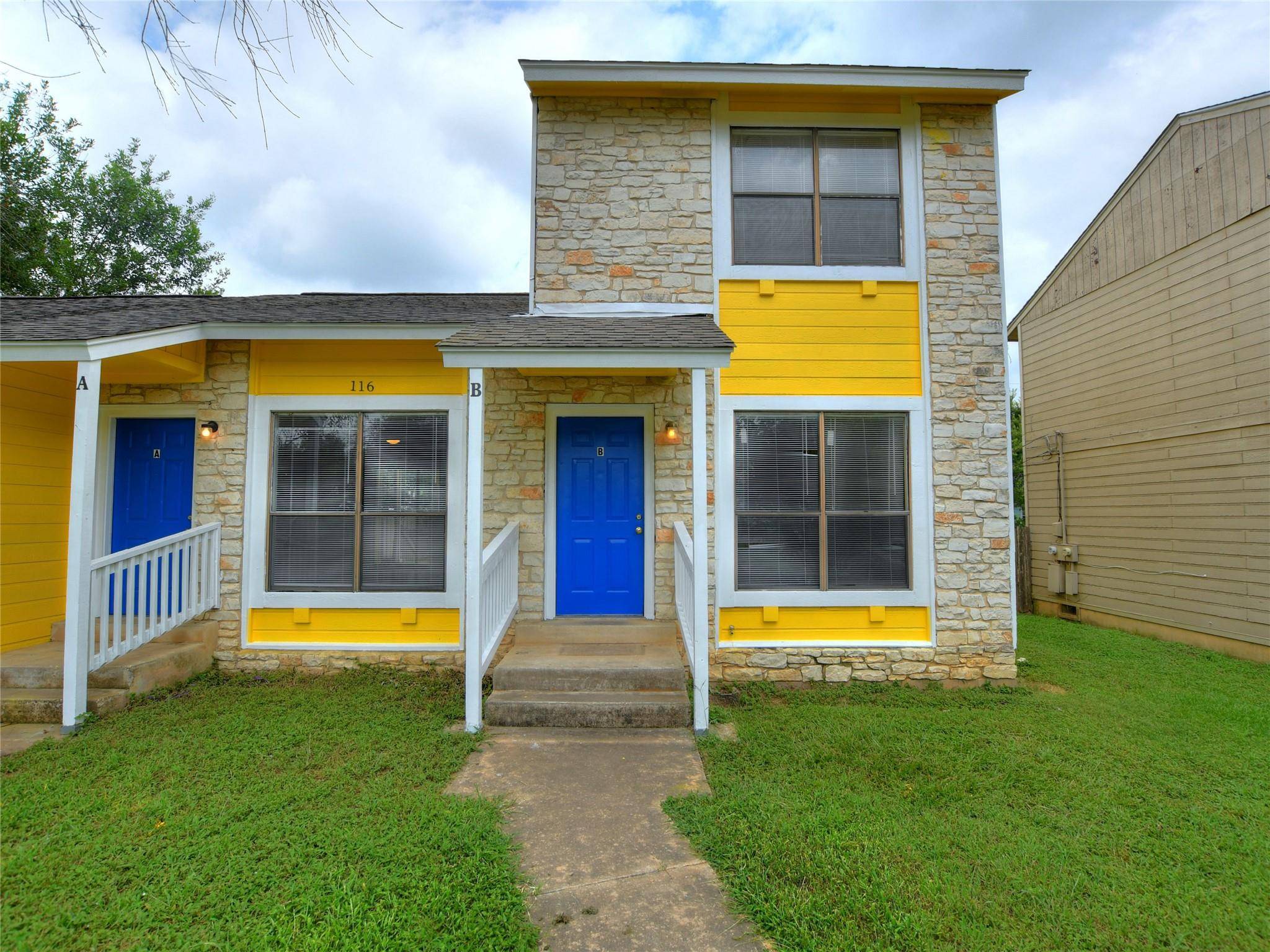 116 Hillside DR #B, Elgin, TX 78621