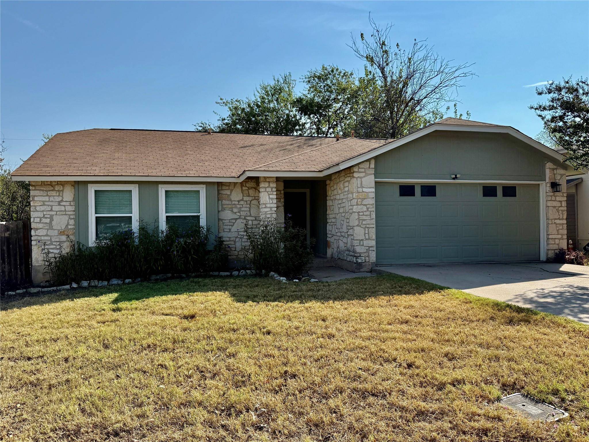 2107 Whispering DR, Round Rock, TX 78664