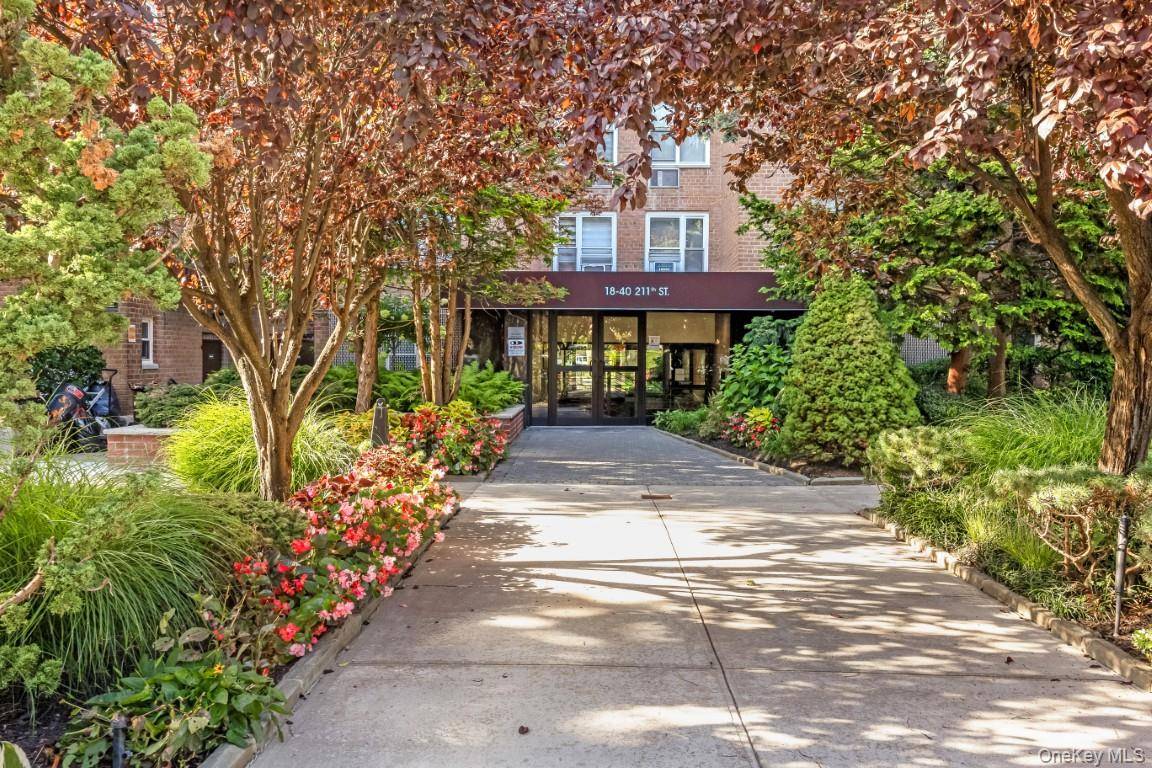 18-40 211th ST #4A, Bayside, NY 11360
