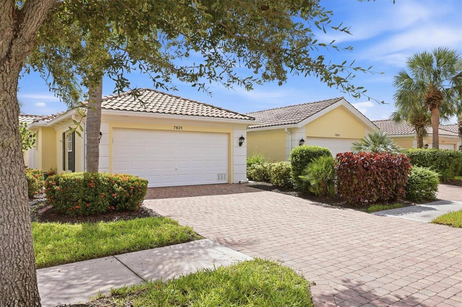 7621 QUINTO DR, Sarasota, FL 34238