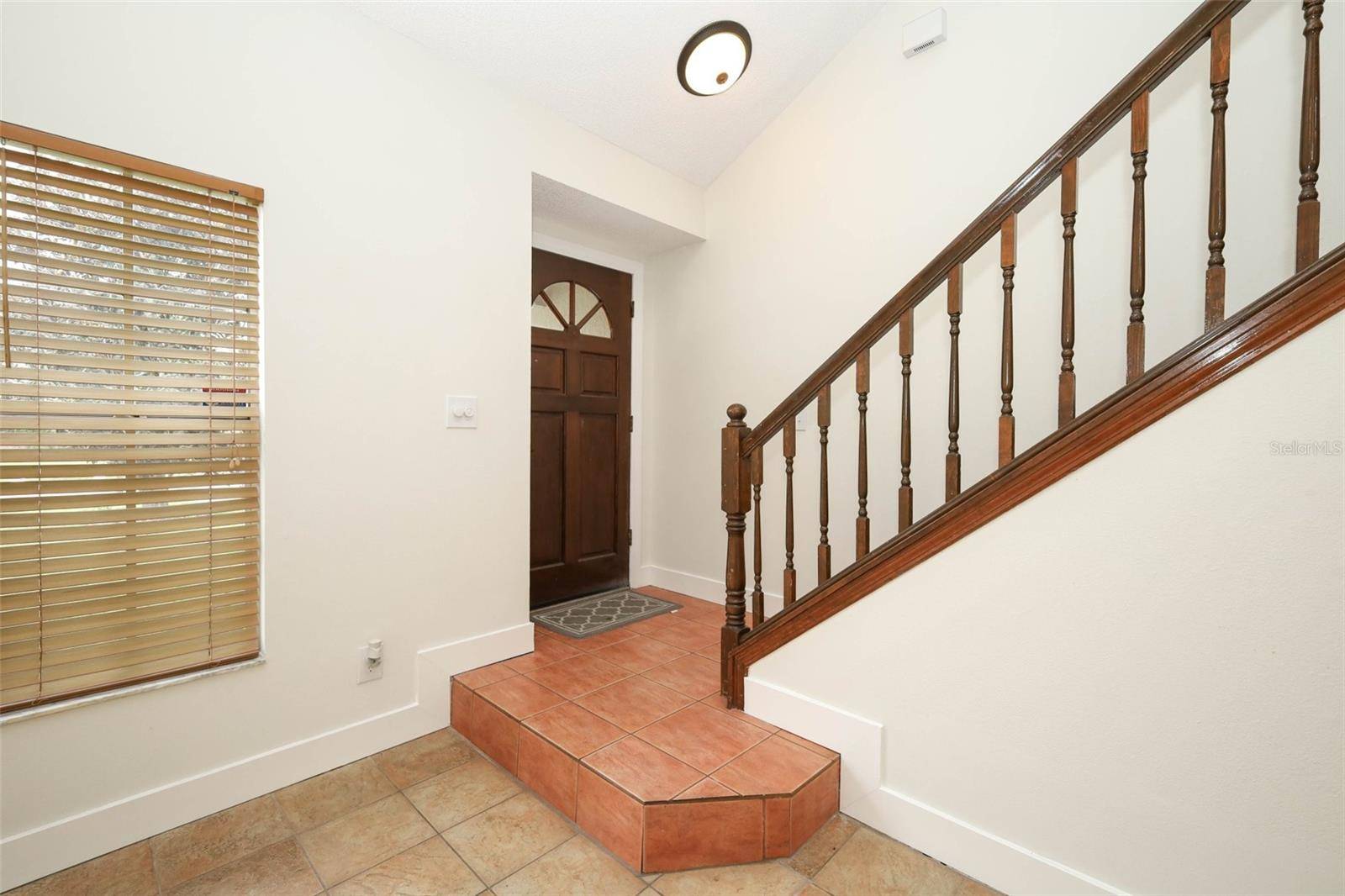 1093 KELLY CREEK CIR, Oviedo, FL 32765