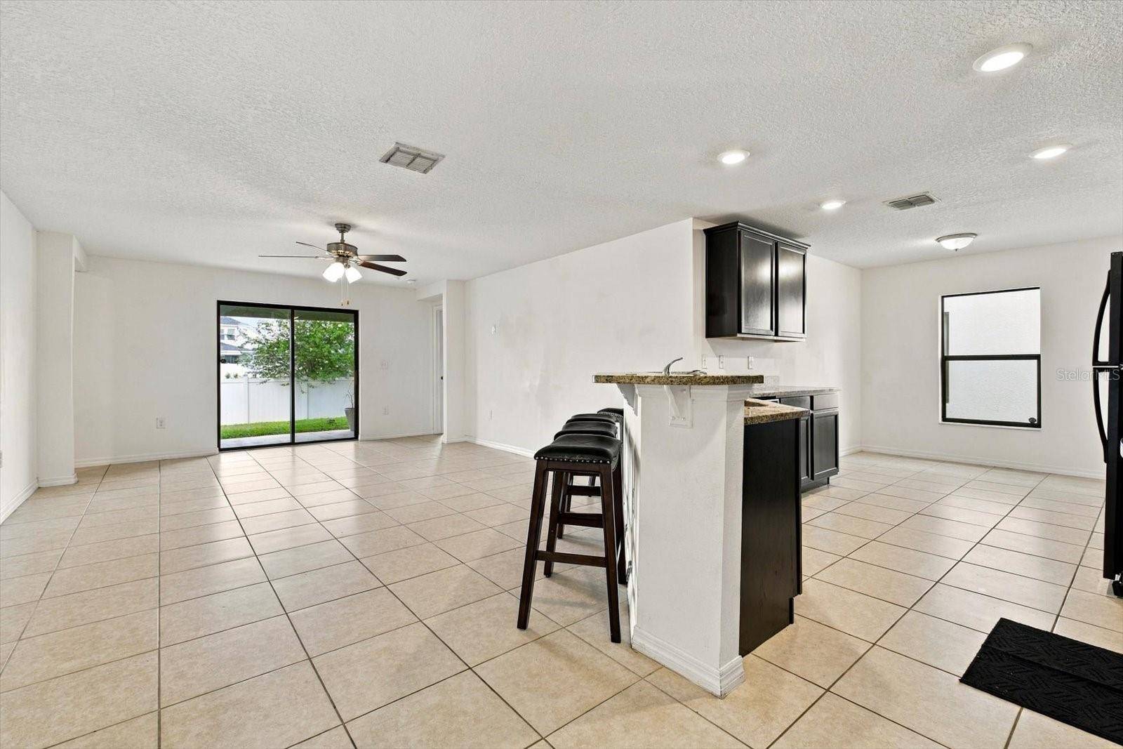810 CHATHAM WALK DR, Ruskin, FL 33570