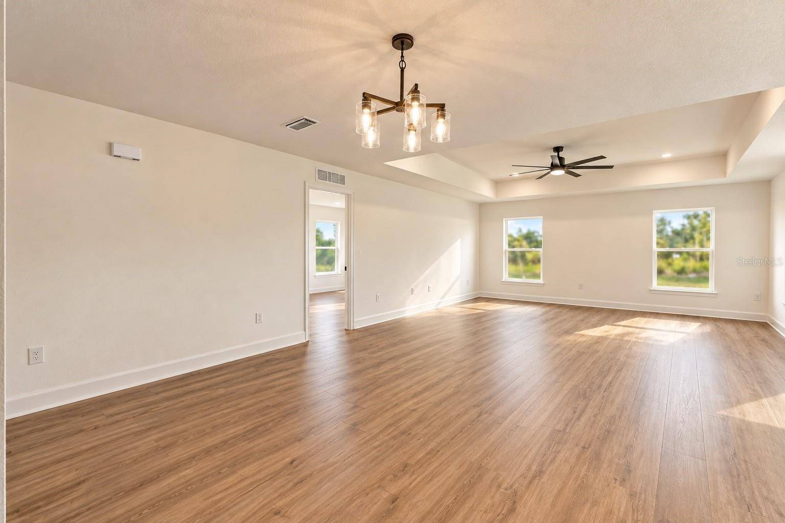 13041 SCISSORBILL AVE, Weeki Wachee, FL 34614