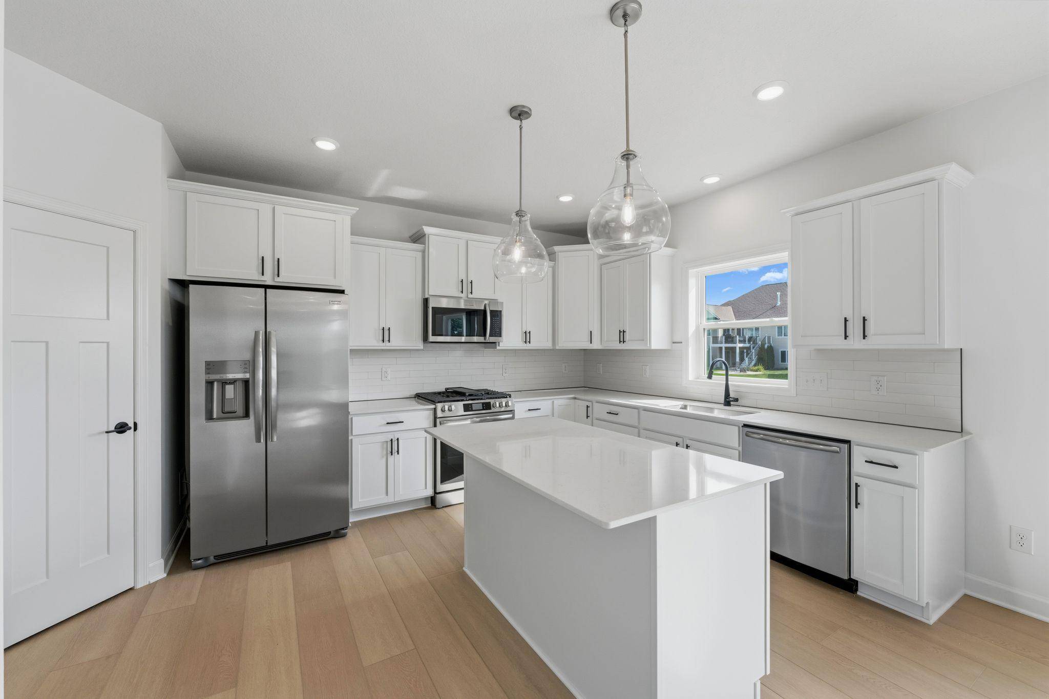 650 Sierra Pkwy, Waconia, MN 55387