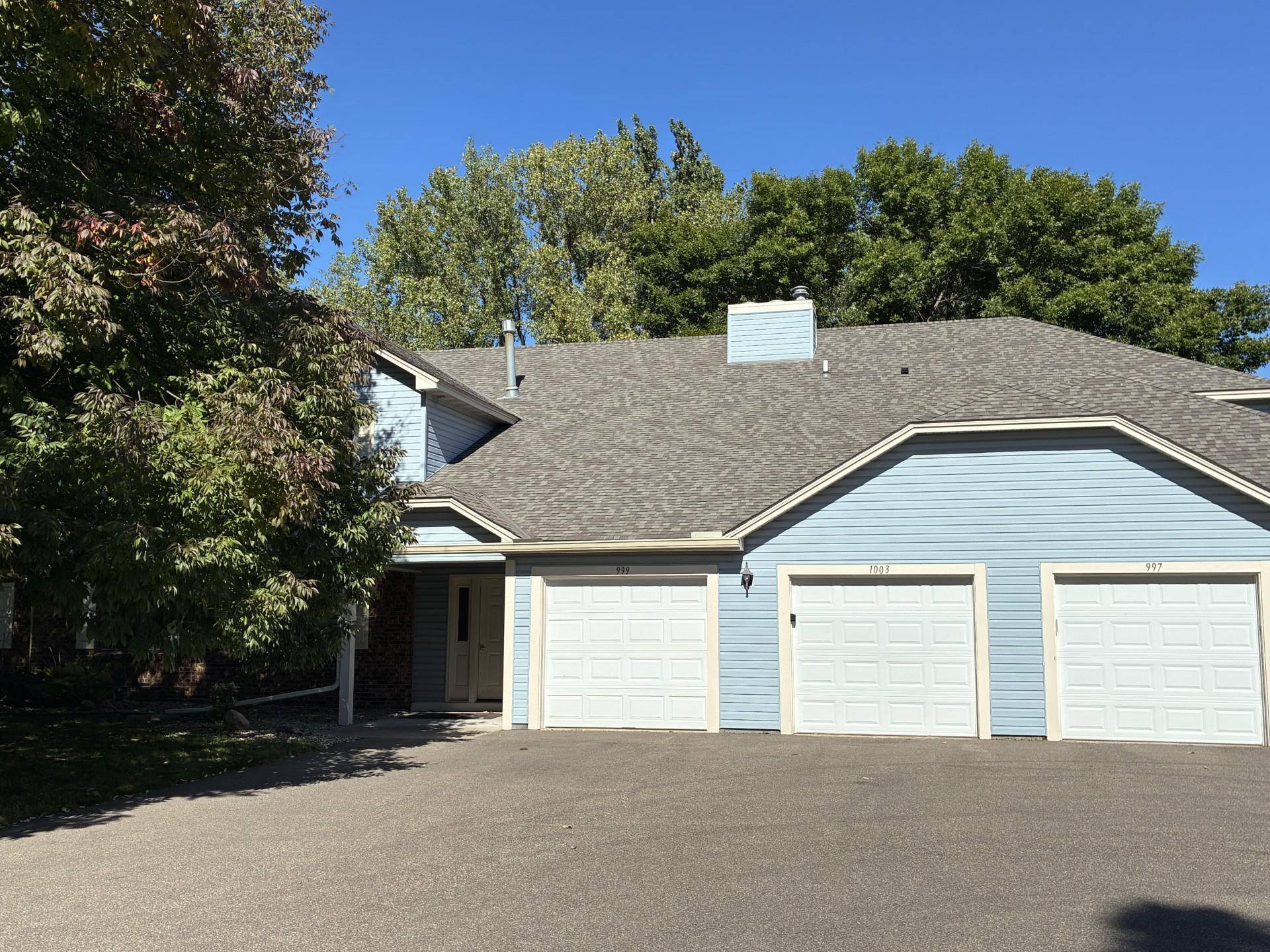 997 Heritage CT E, Vadnais Heights, MN 55127