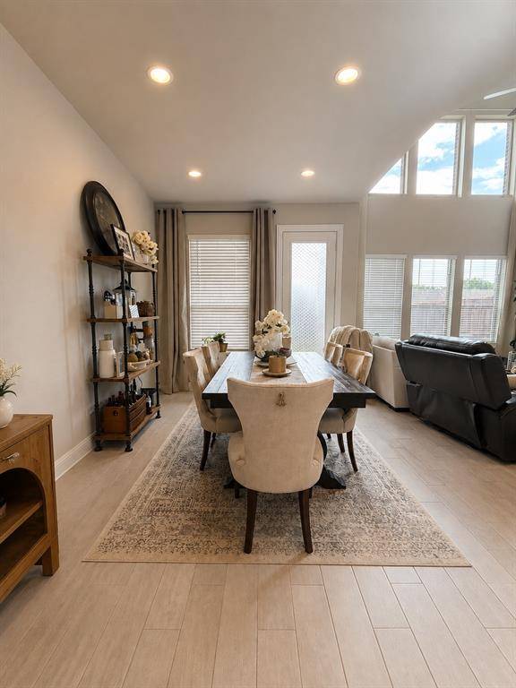 585 Hutchinson Lane, Lewisville, TX 75077