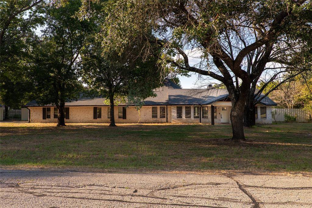 207 Southridge Road, Edgewood, TX 75117