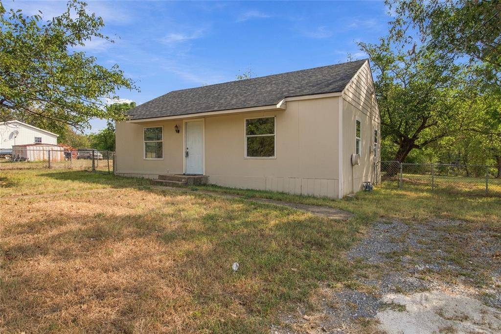 1504 S Travis Avenue, Denison, TX 75021