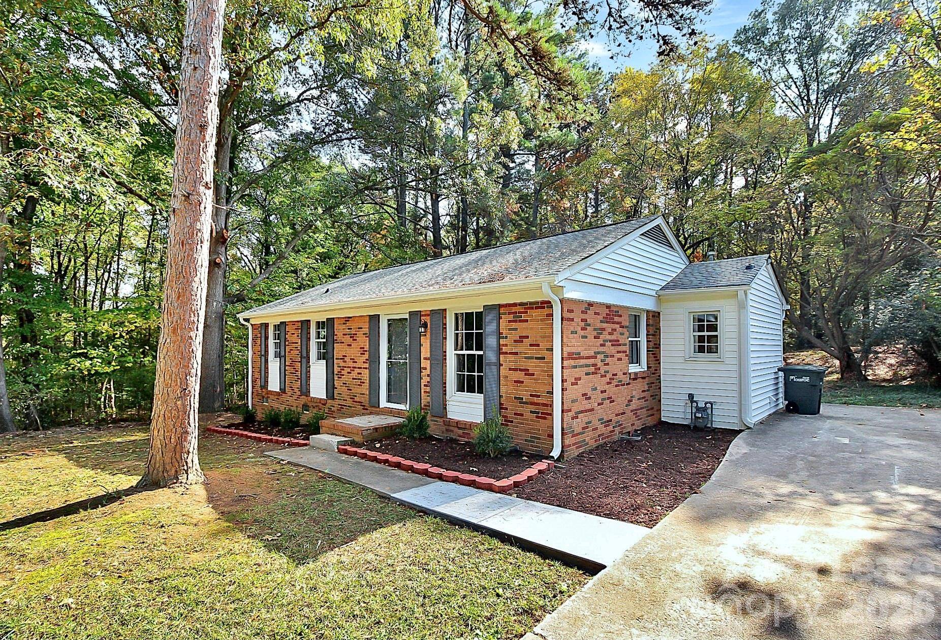 2310 Eastview CIR, Monroe, NC 28110