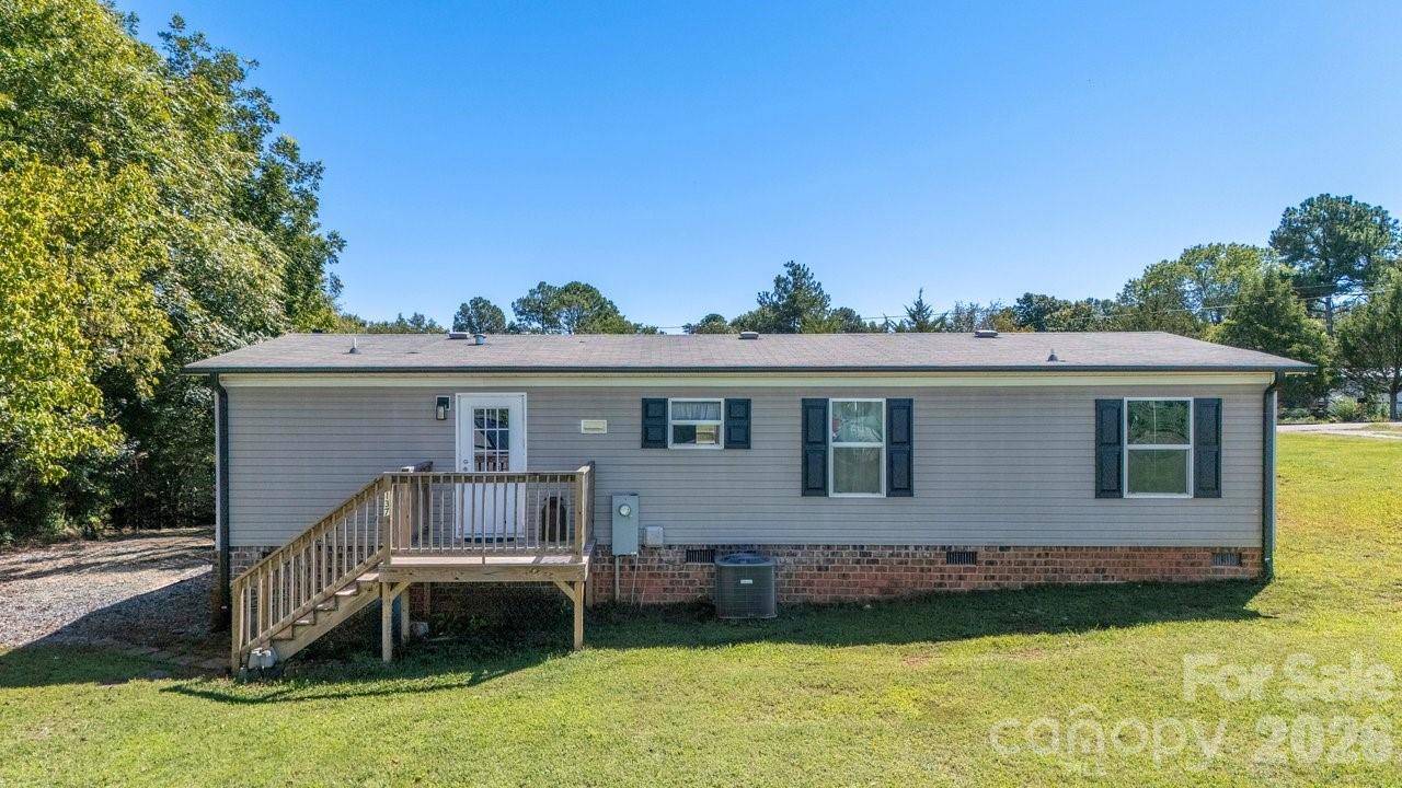 137 Calhoun RD, Stony Point, NC 28678