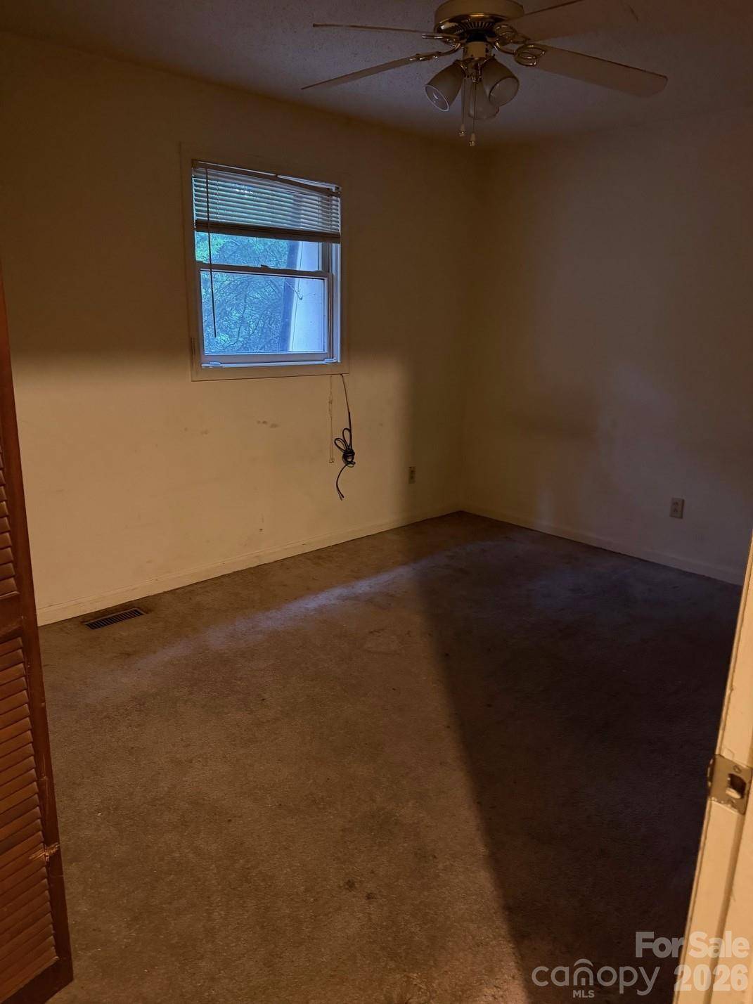 220 14th AVE SE #2-D, Hickory, NC 28602