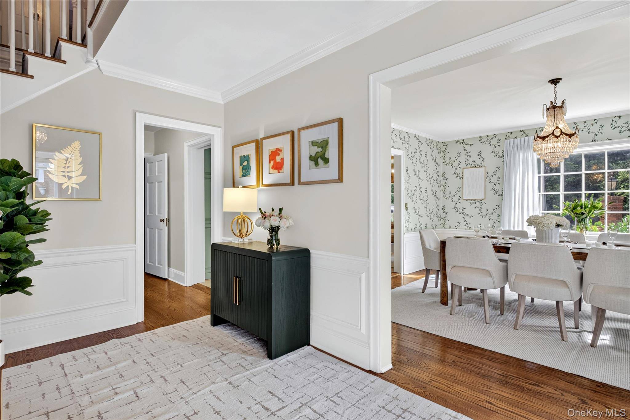 61 Mason DR, Manhasset, NY 11030