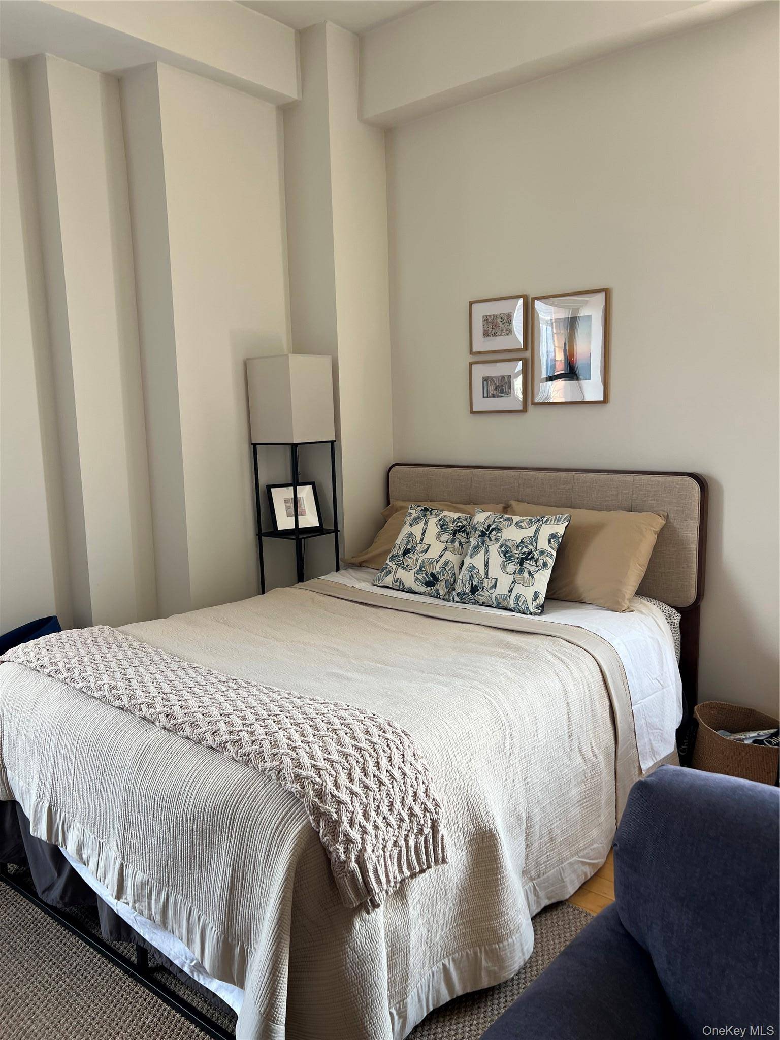 20 West ST #37E, New York (manhattan), NY 10004