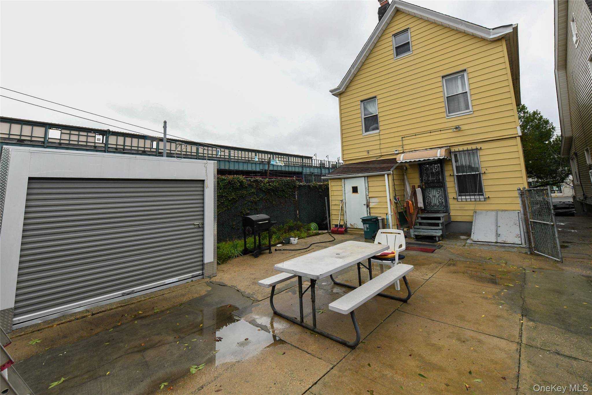 106-12 96th ST, Ozone Park, NY 11417