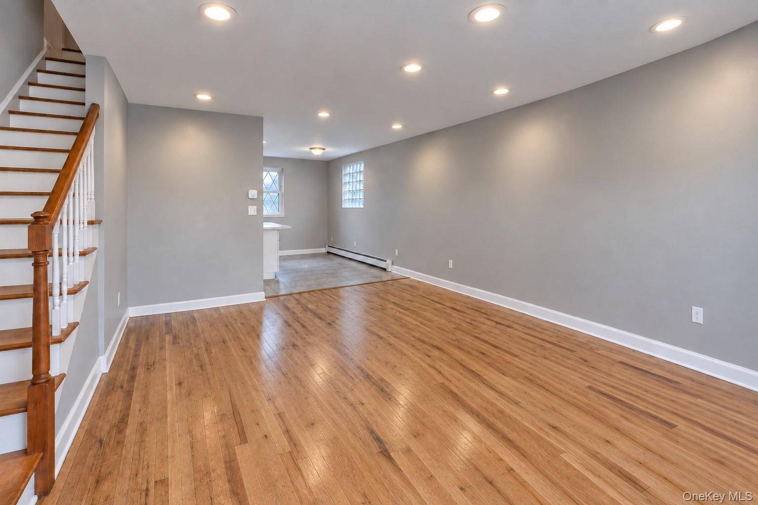 276 Swinton AVE, Bronx, NY 10465