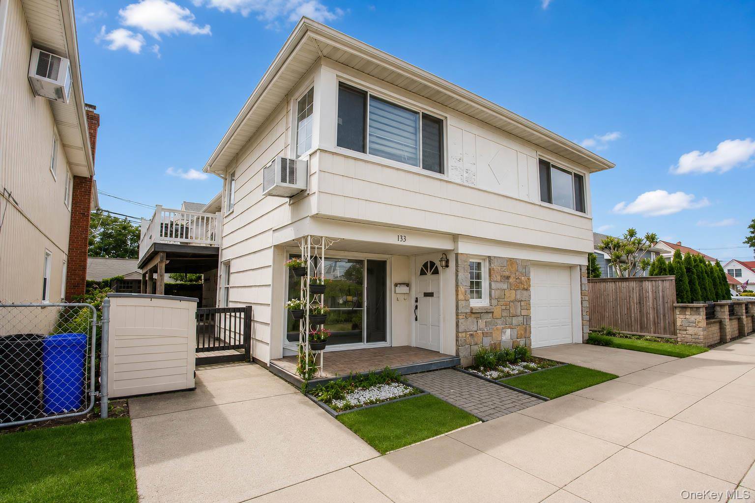 133 Cleveland AVE, Long Beach, NY 11561