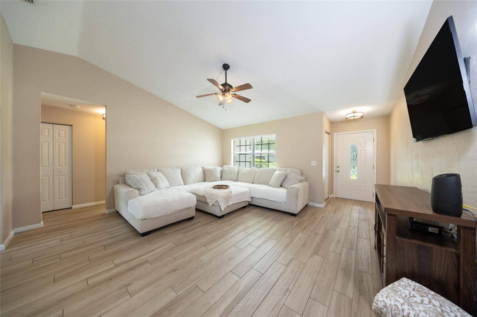 31 PINELYNN DR, Palm Coast, FL 32164