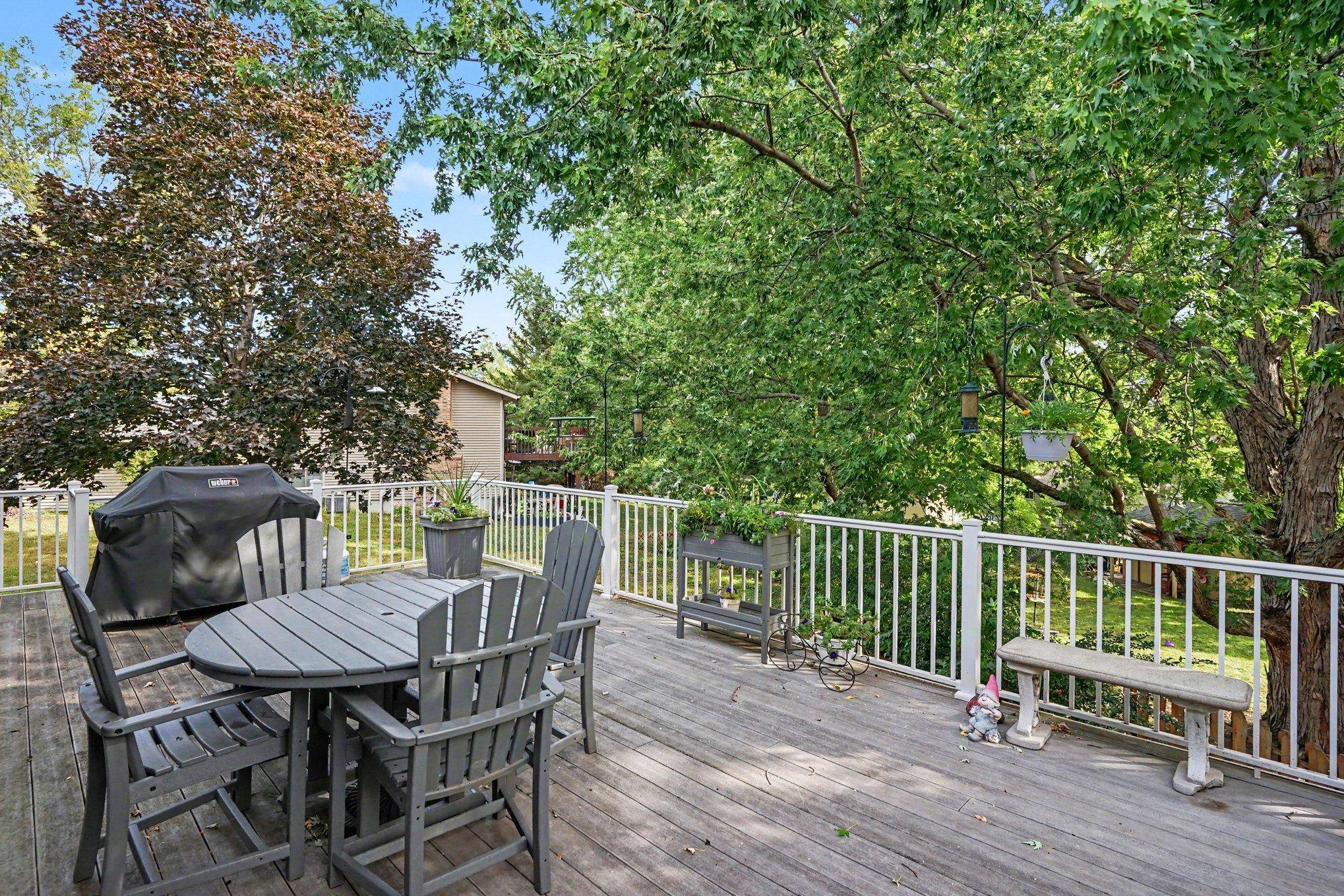 12405 Villaburne DR, Burnsville, MN 55337