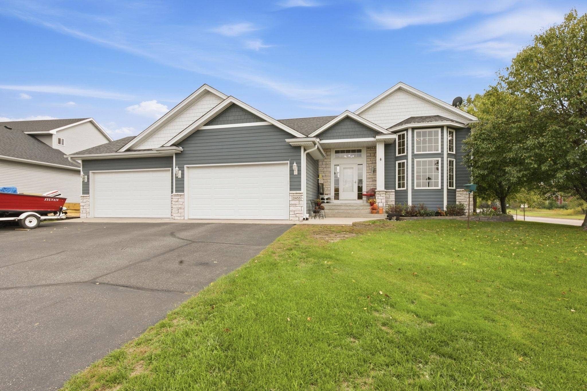 21453 Lena TRL, Big Lake, MN 55309