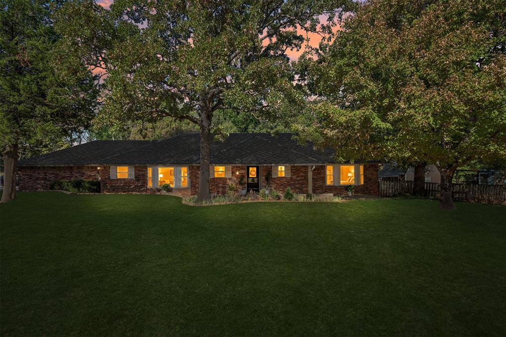 10431 Black Oaks DR, Oklahoma City, OK 73165