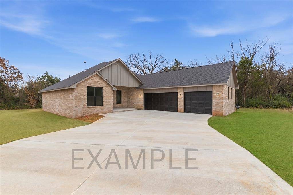 1328 Cedar CIR, Harrah, OK 73045