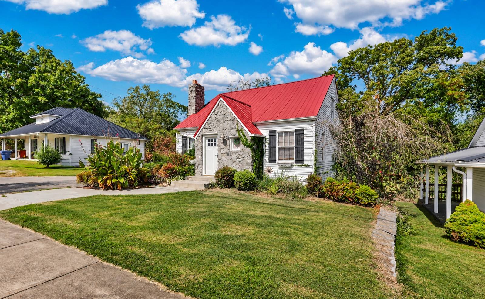 209 Church St, Dover, TN 37058