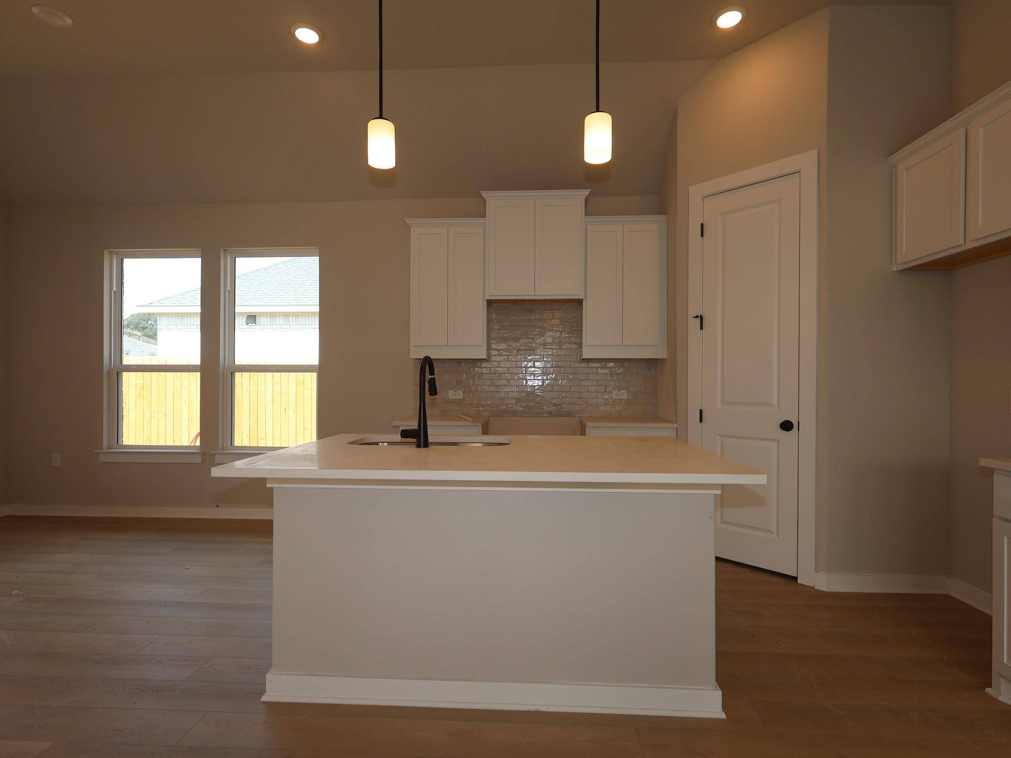 609 Clarissa ST, Buda, TX 78610