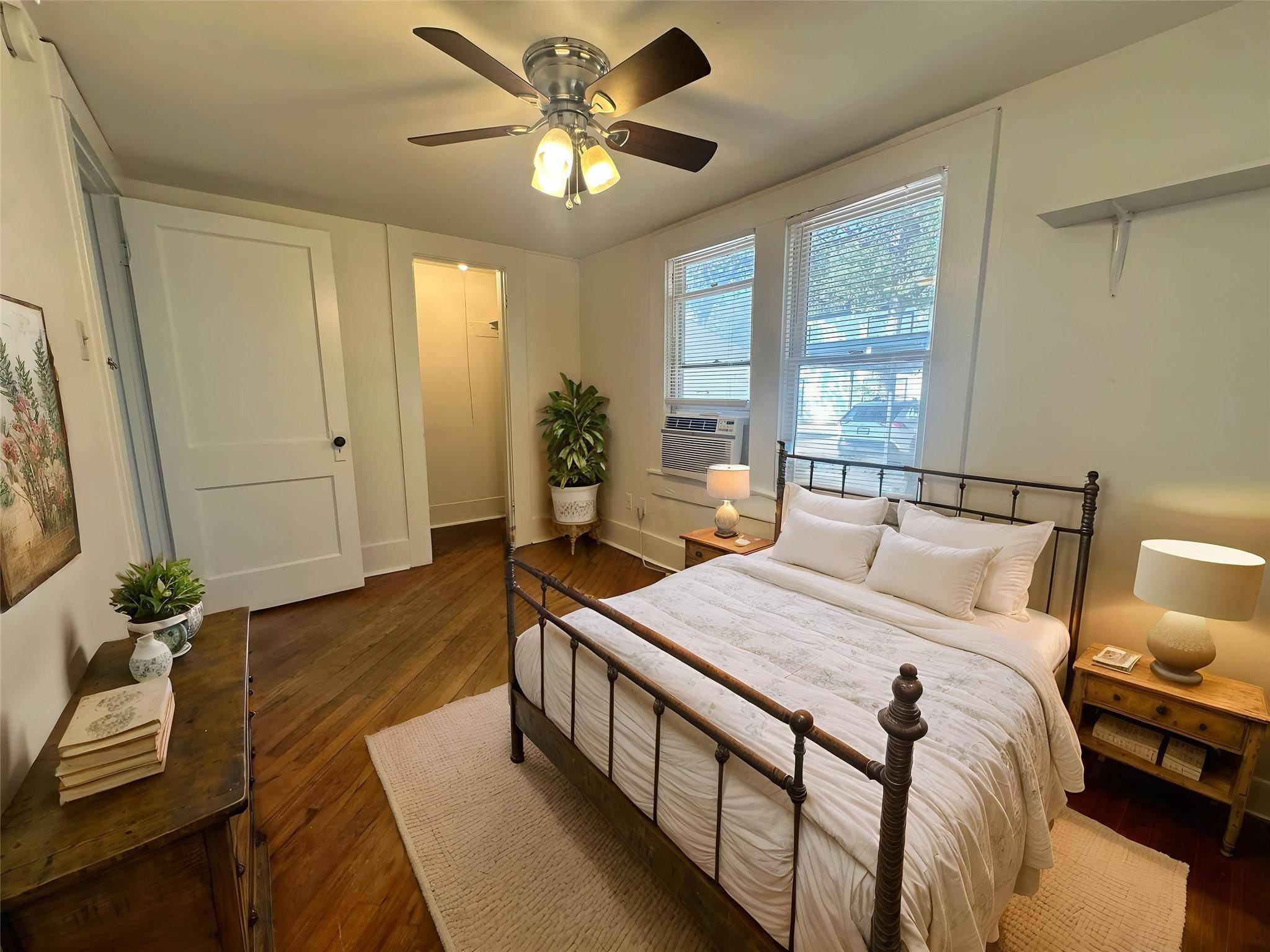 106 W 38th ST #A, Austin, TX 78705
