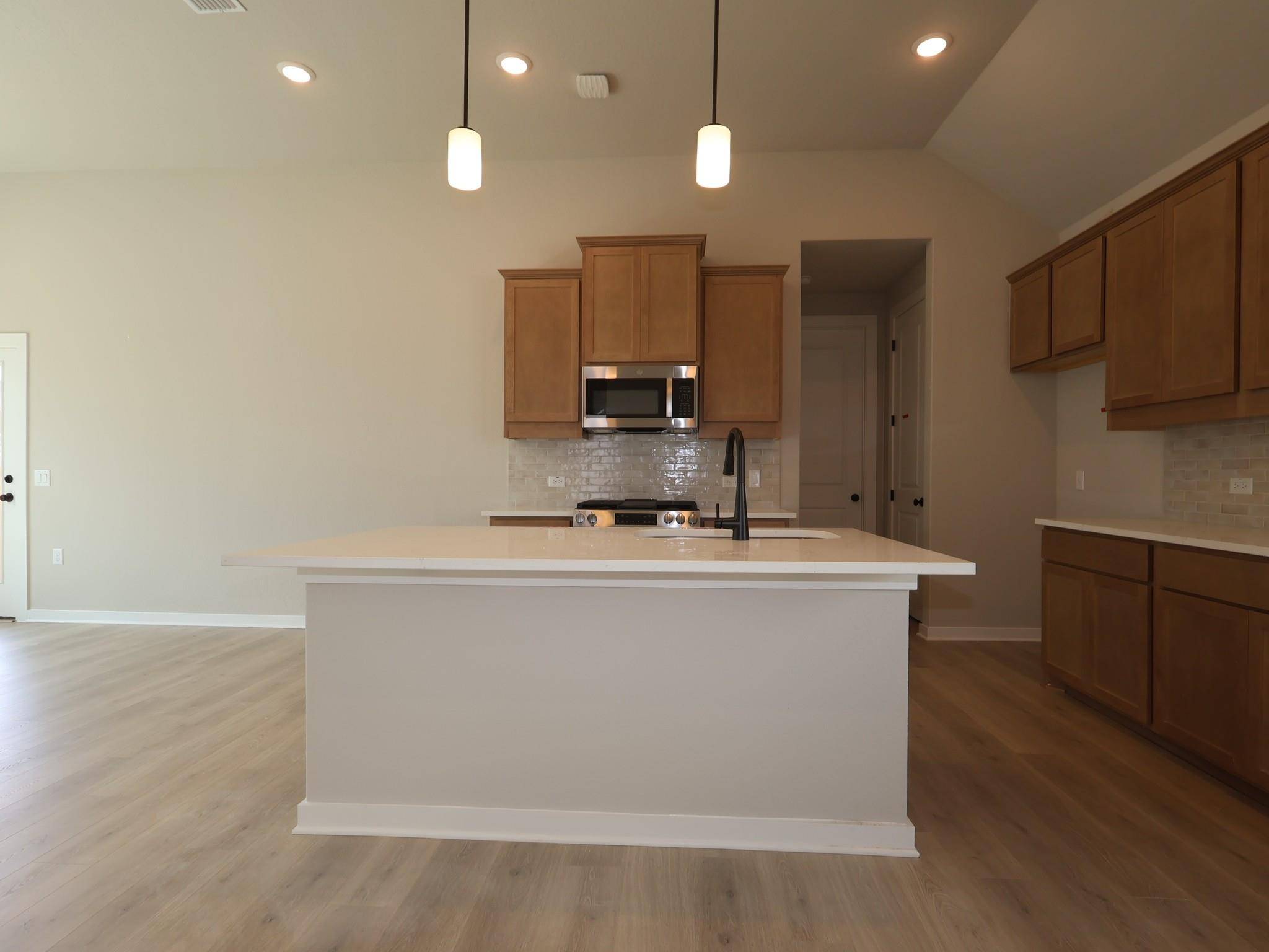 629 Clarissa ST, Buda, TX 78610