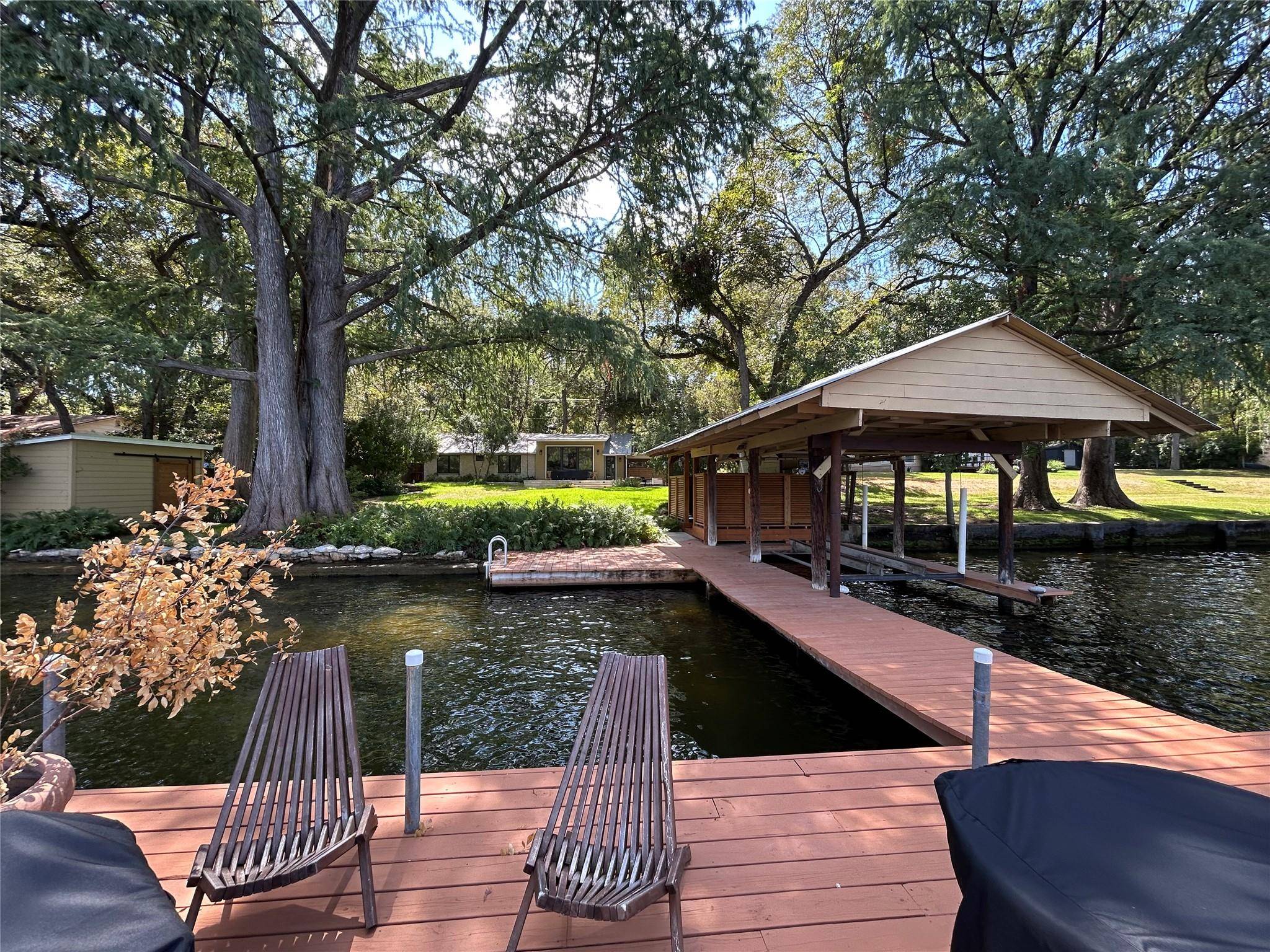 3004 Edgewater DR, Austin, TX 78733
