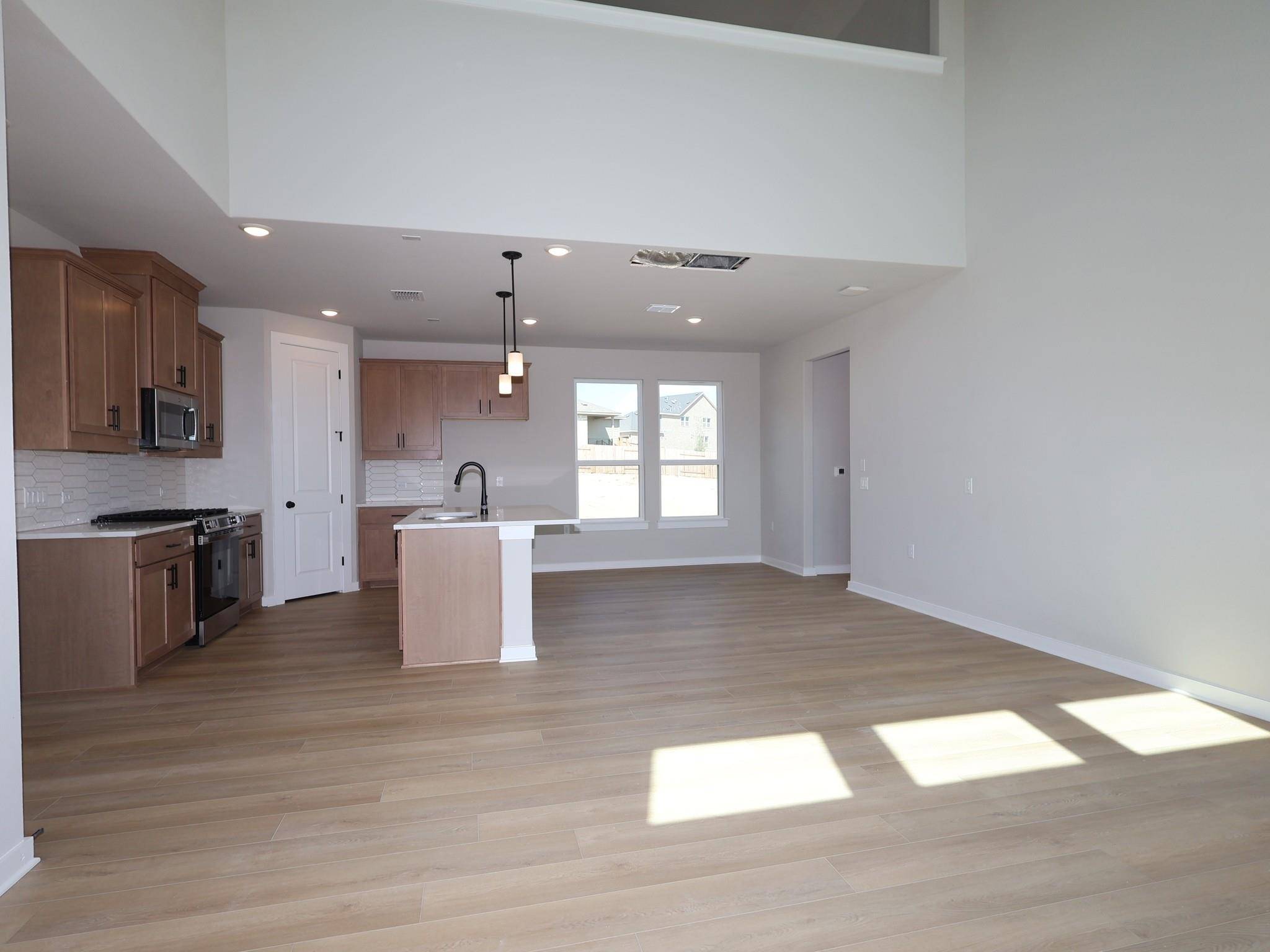 165 Antioch Church DR, Buda, TX 78610