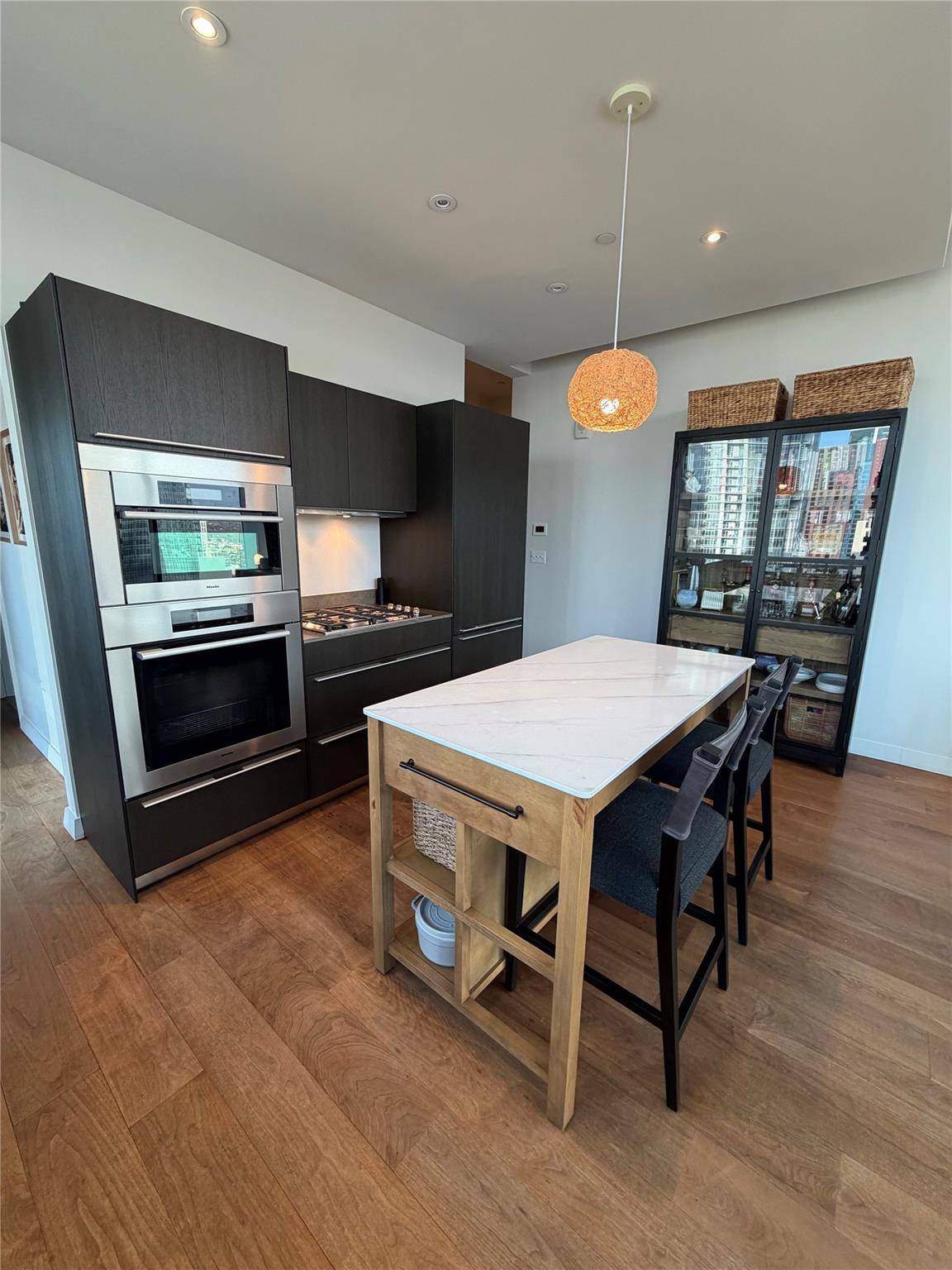 210 Lavaca ST #2013, Austin, TX 78701