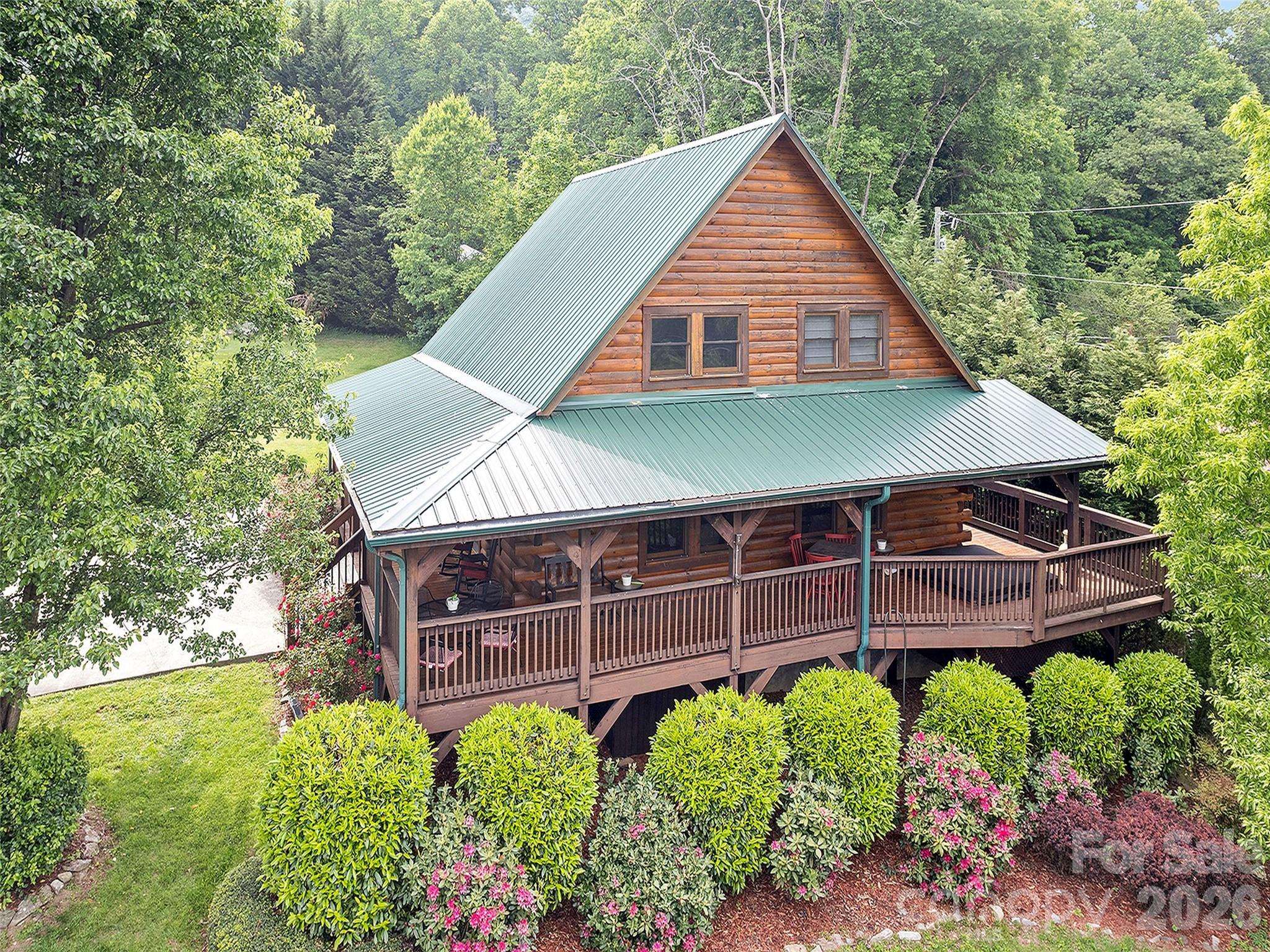 547 Panoramic LOOP, Maggie Valley, NC 28751