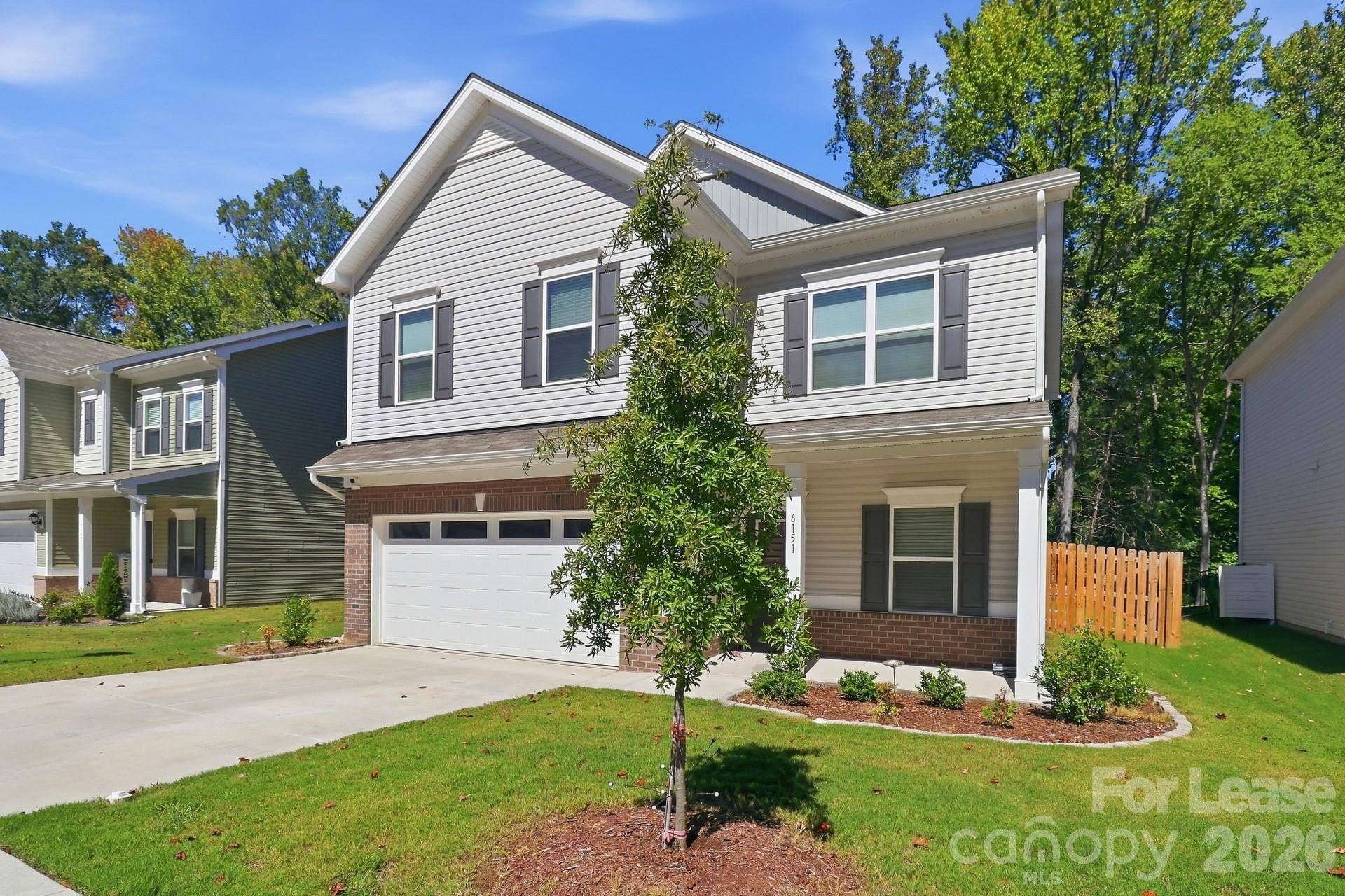 6151 Moonview CT, Charlotte, NC 28212